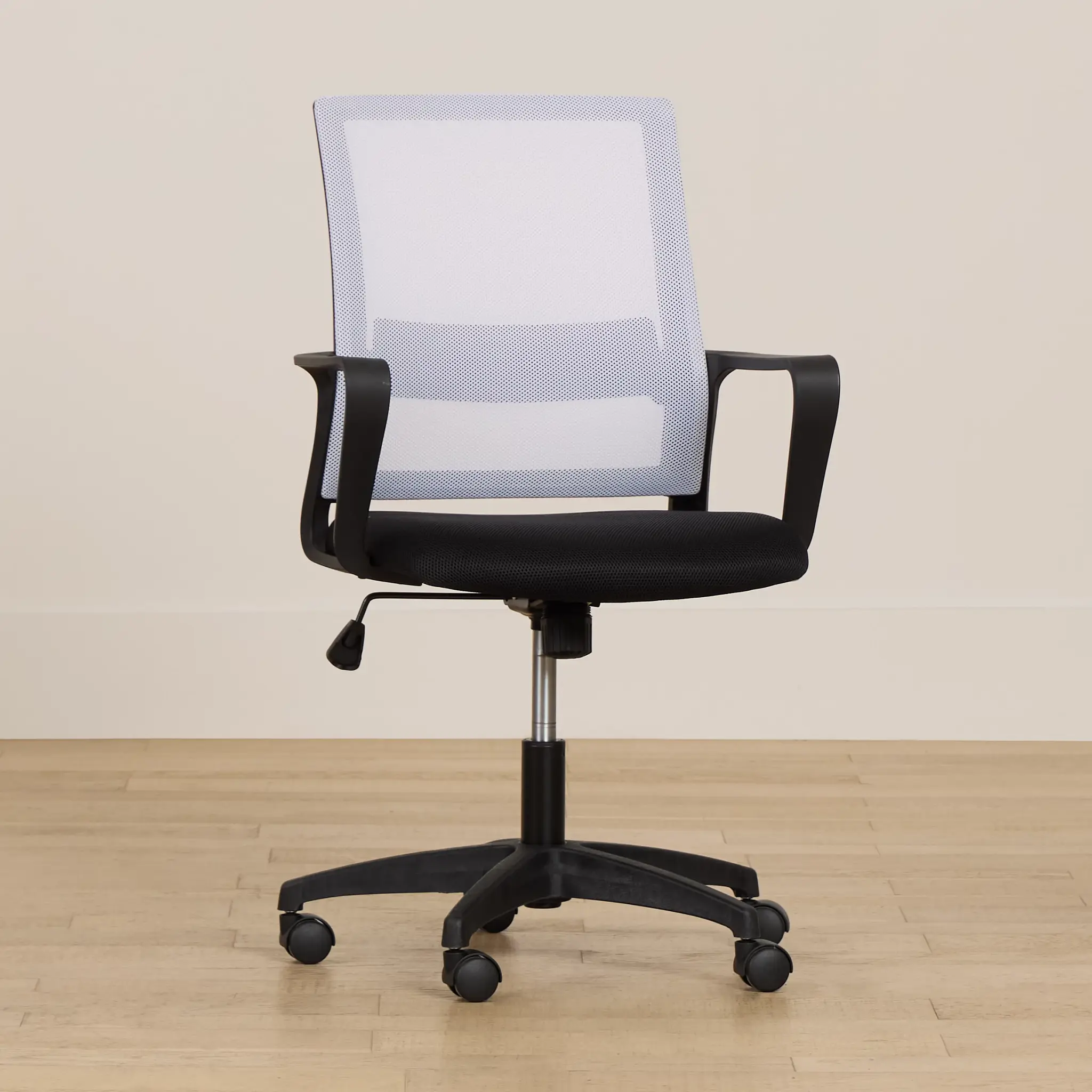 Reeves Two-tone Desk Chair Reeves Two-tone Desk Chair