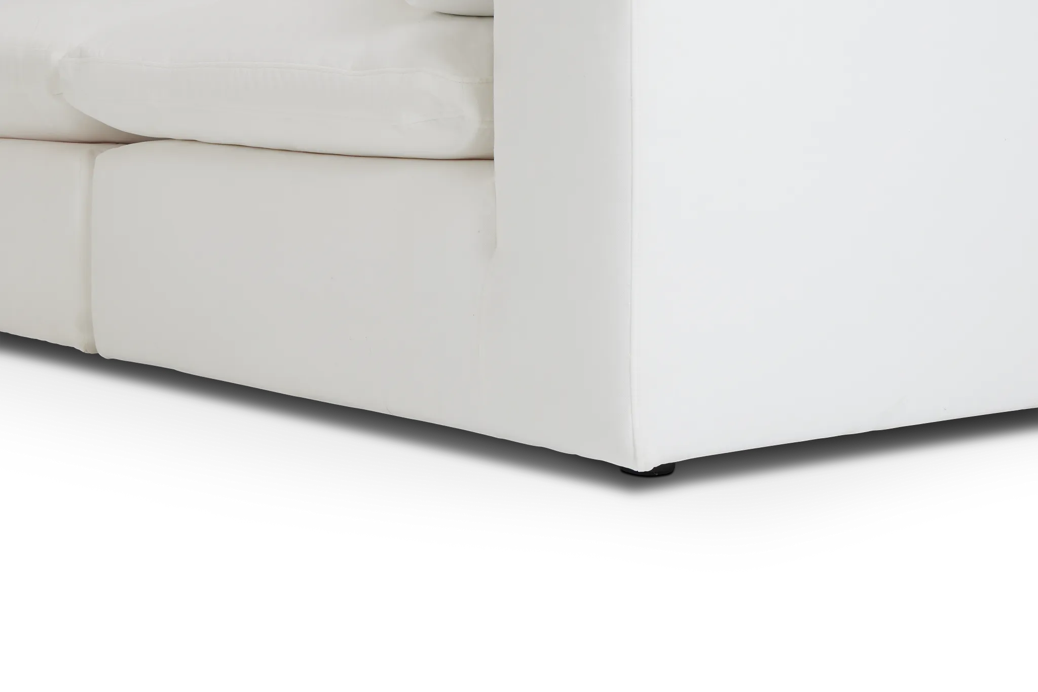 Nixon White Fabric 4-piece Bumper Sectional