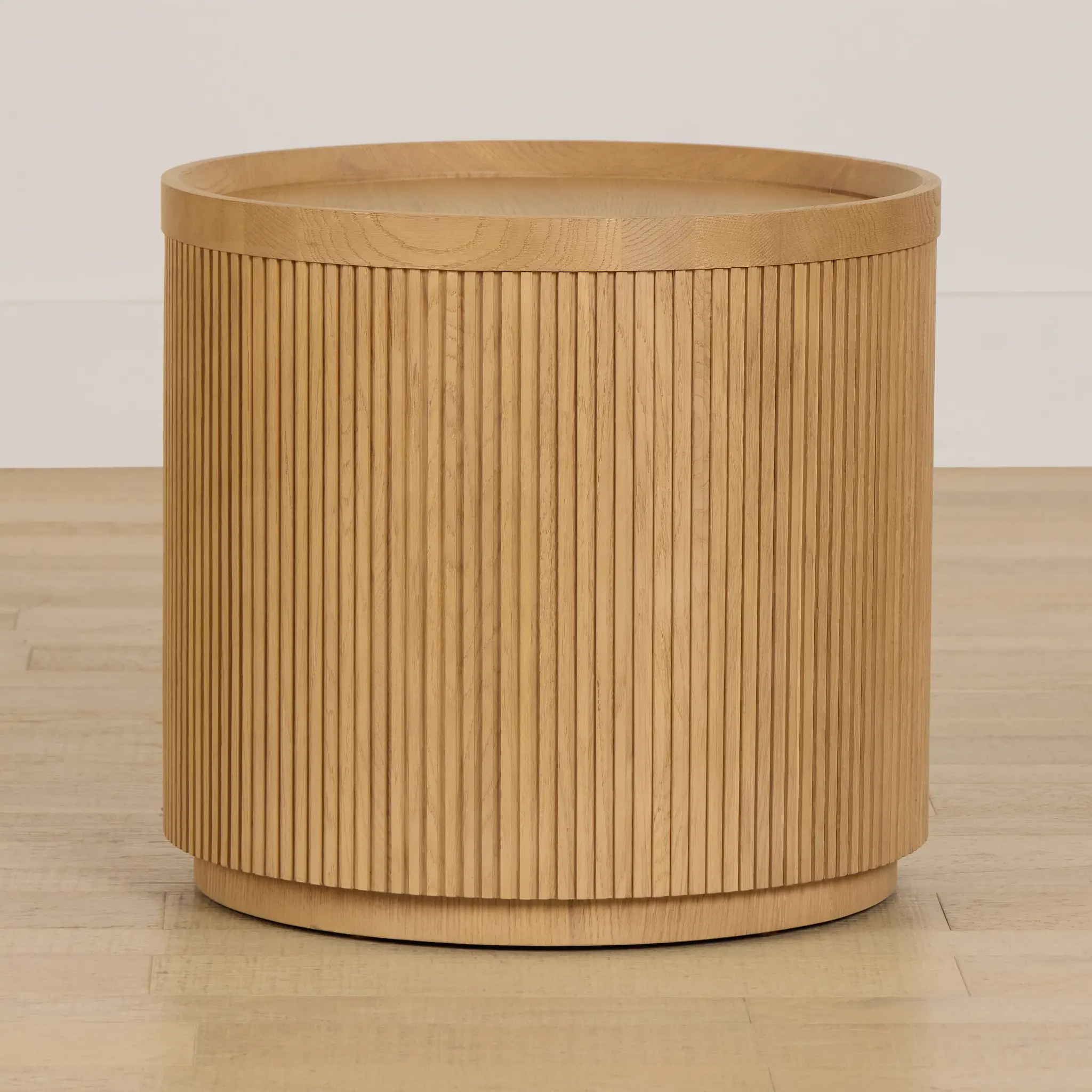 Gables Light Tone Round End Table Gables Light Tone Round End Table