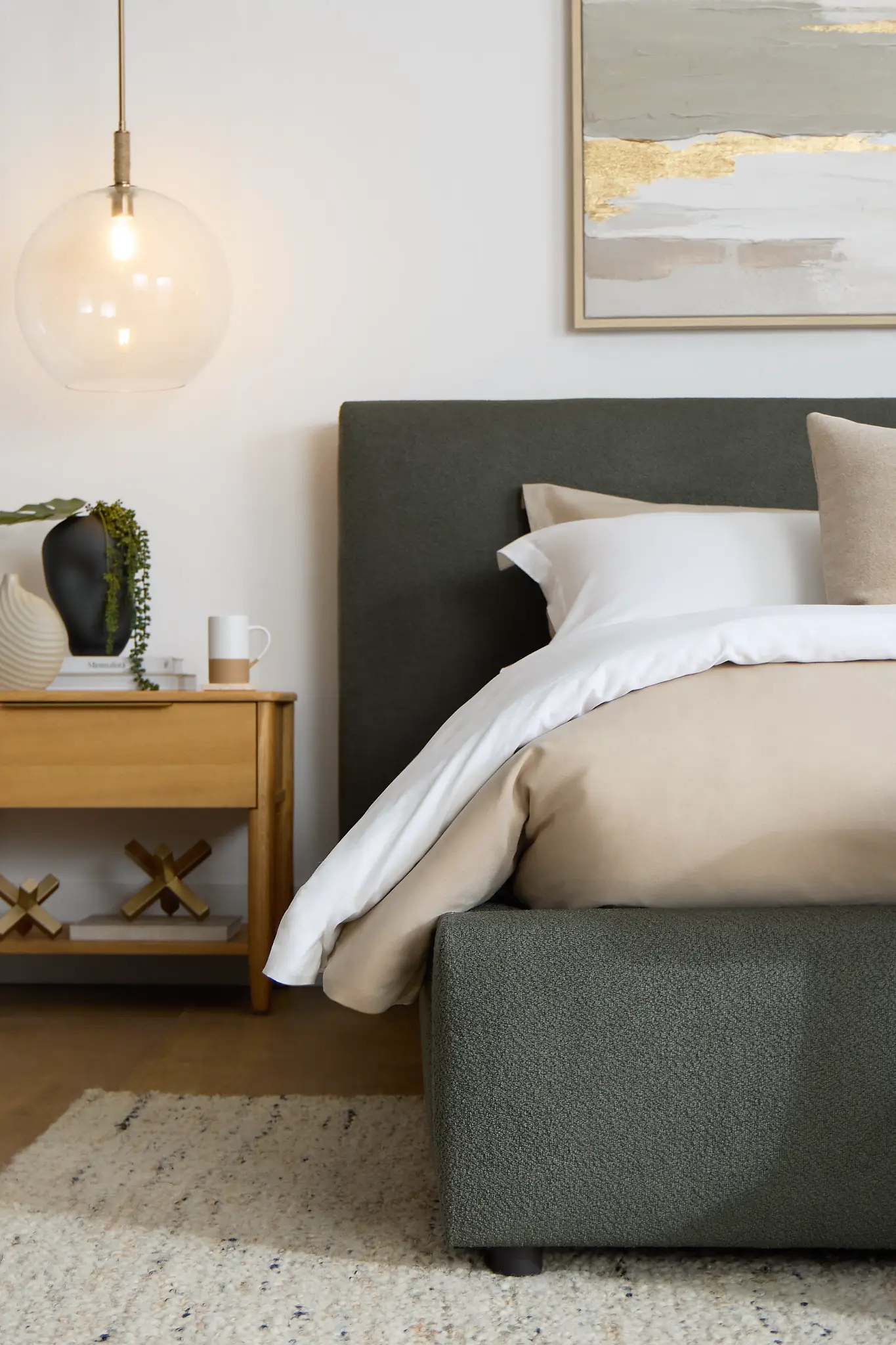 Grayton Sutton Green 44" Upholstered Platform Bed Grayton Sutton Green 44" Upholstered Platform Bed