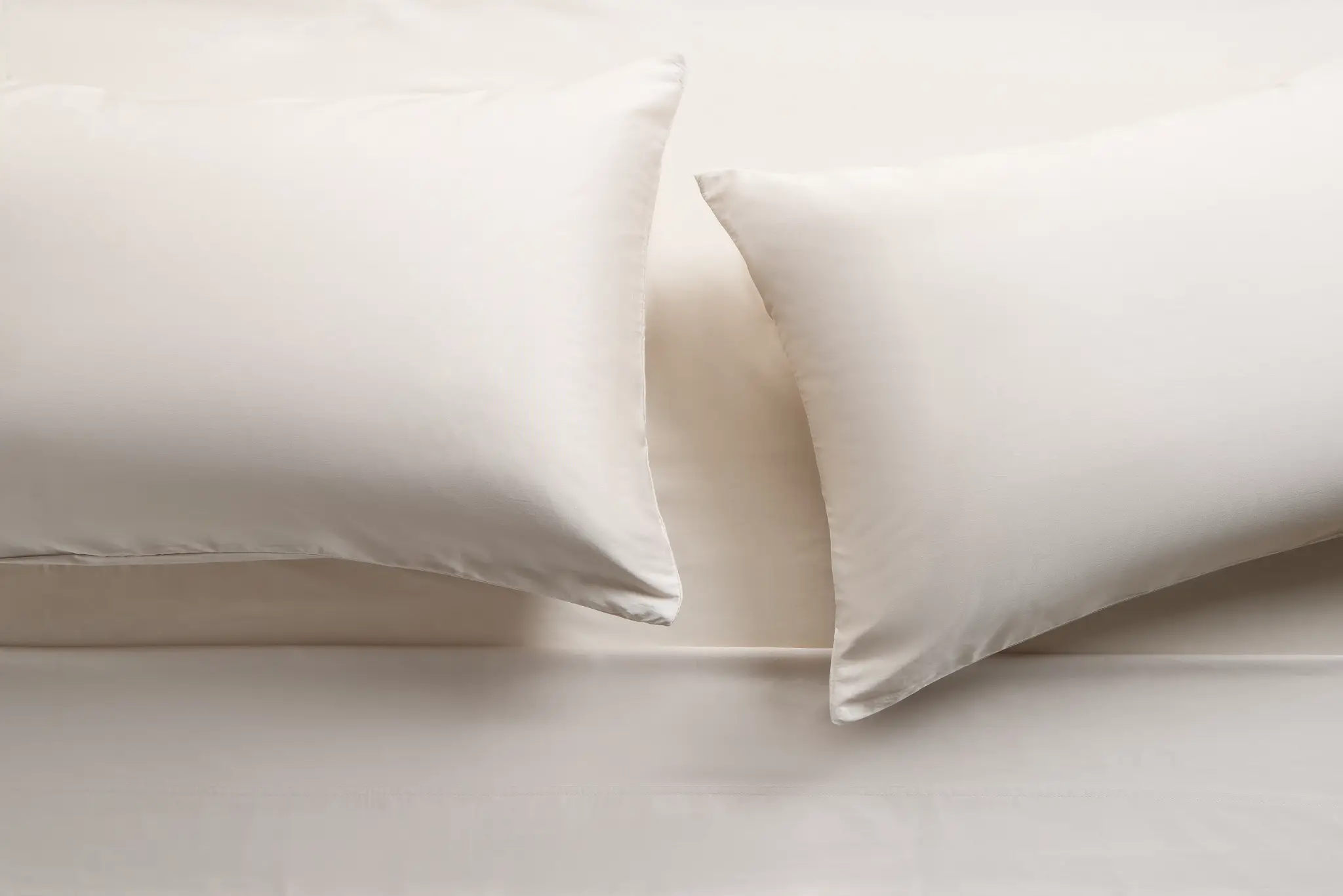 Rest & Renew Cotton Sateen Beige 300 Thread Sheet Set Rest & Renew Cotton Sateen Beige 300 Thread Sheet Set