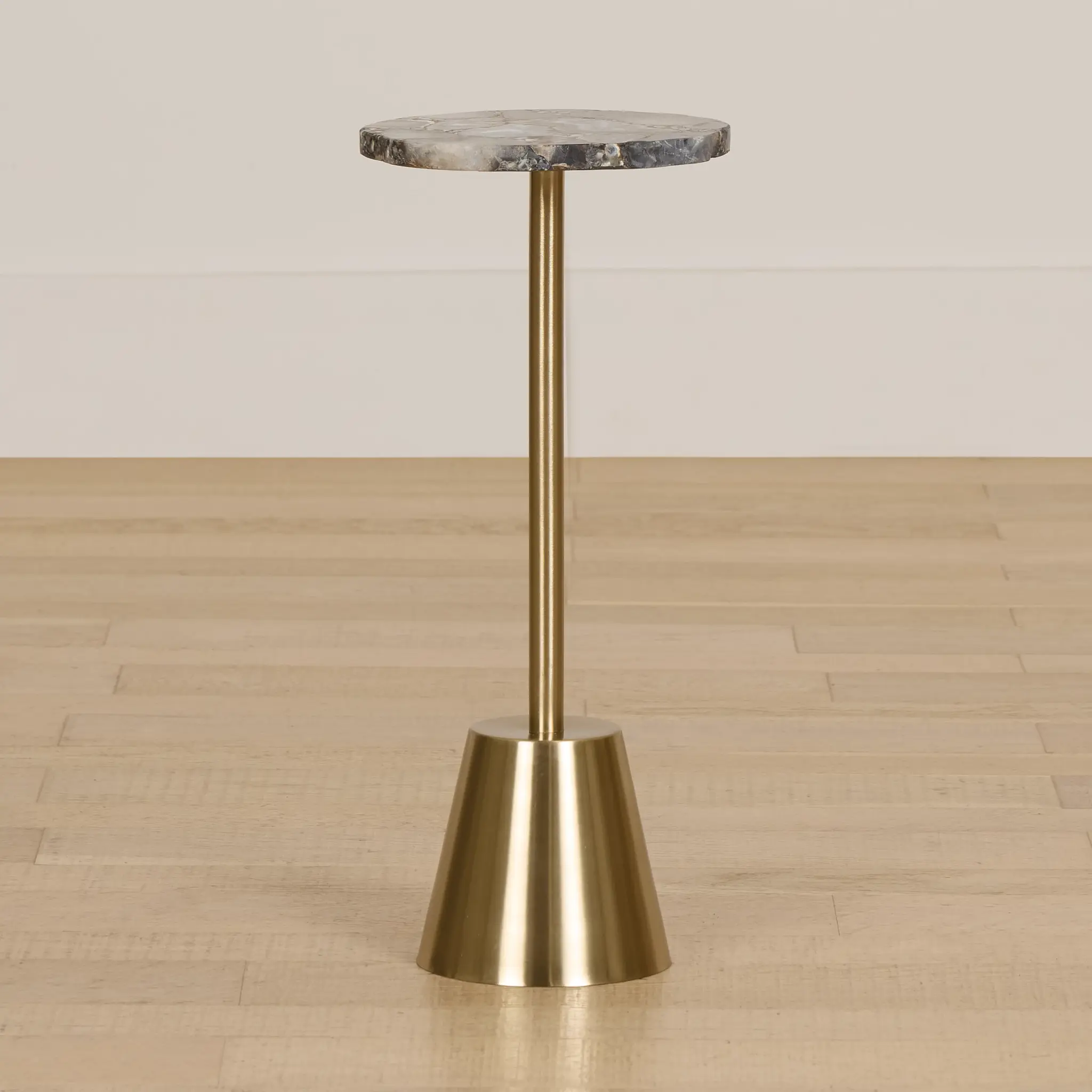 Belnay Gold Metal Accent Table Belnay Gold Metal Accent Table