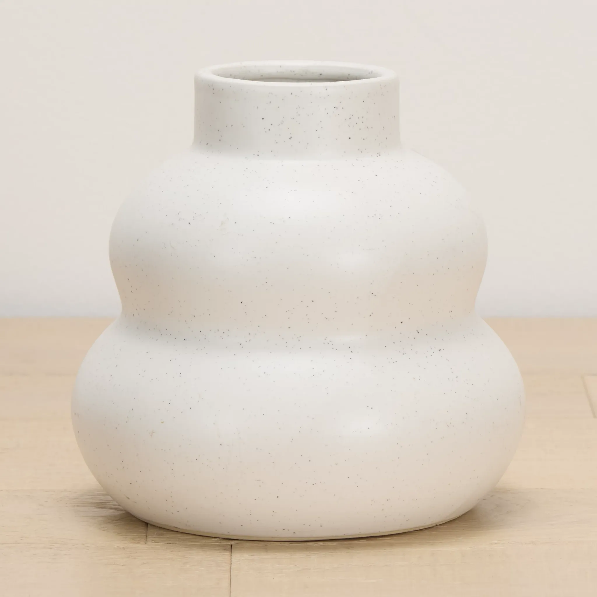 Riverside White Small Vase
