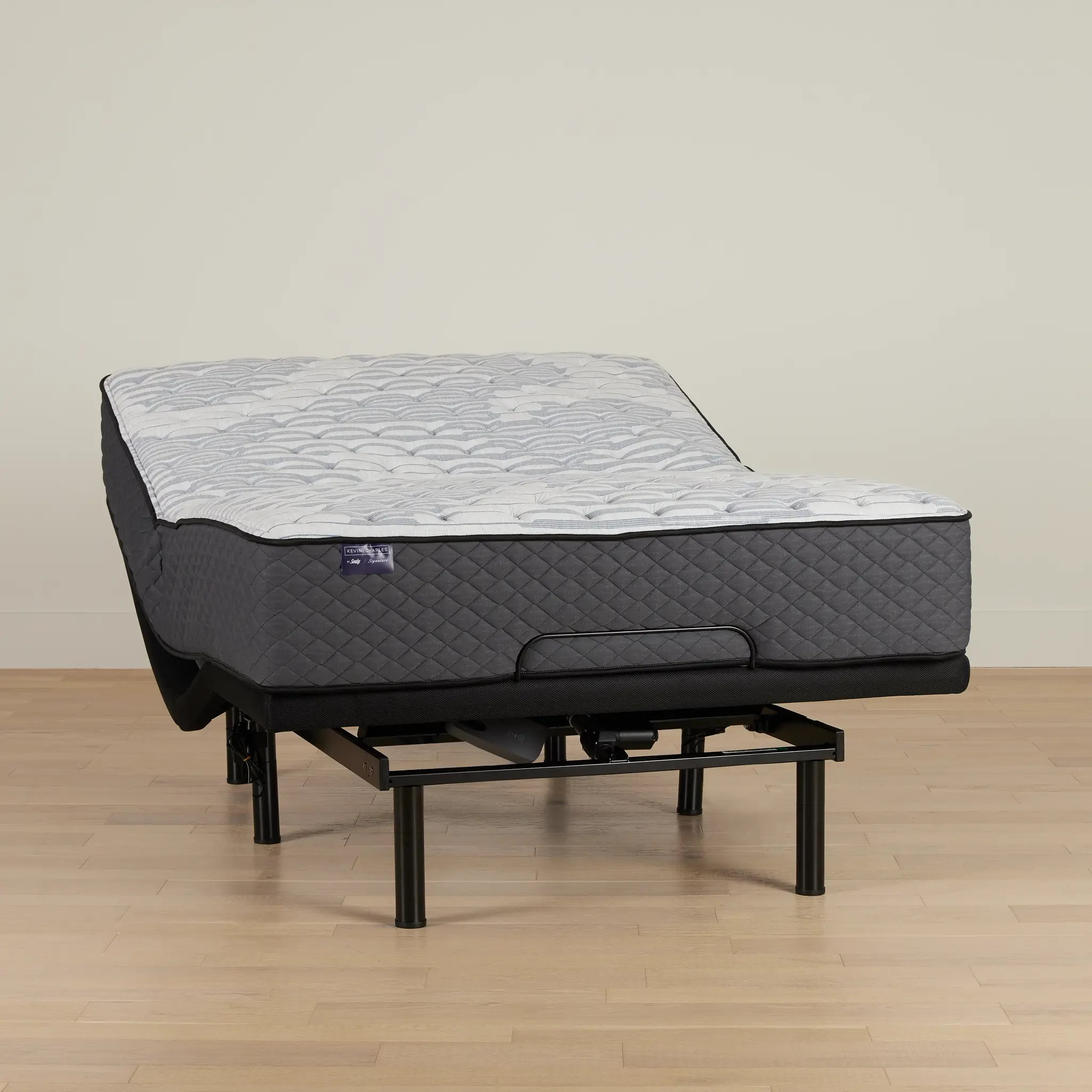 Kevin Charles By Sealy Signature Extra Firm Elite Adjustable Mattress Set Kevin Charles By Sealy Signature Extra Firm Elite Adjustable Mattress Set