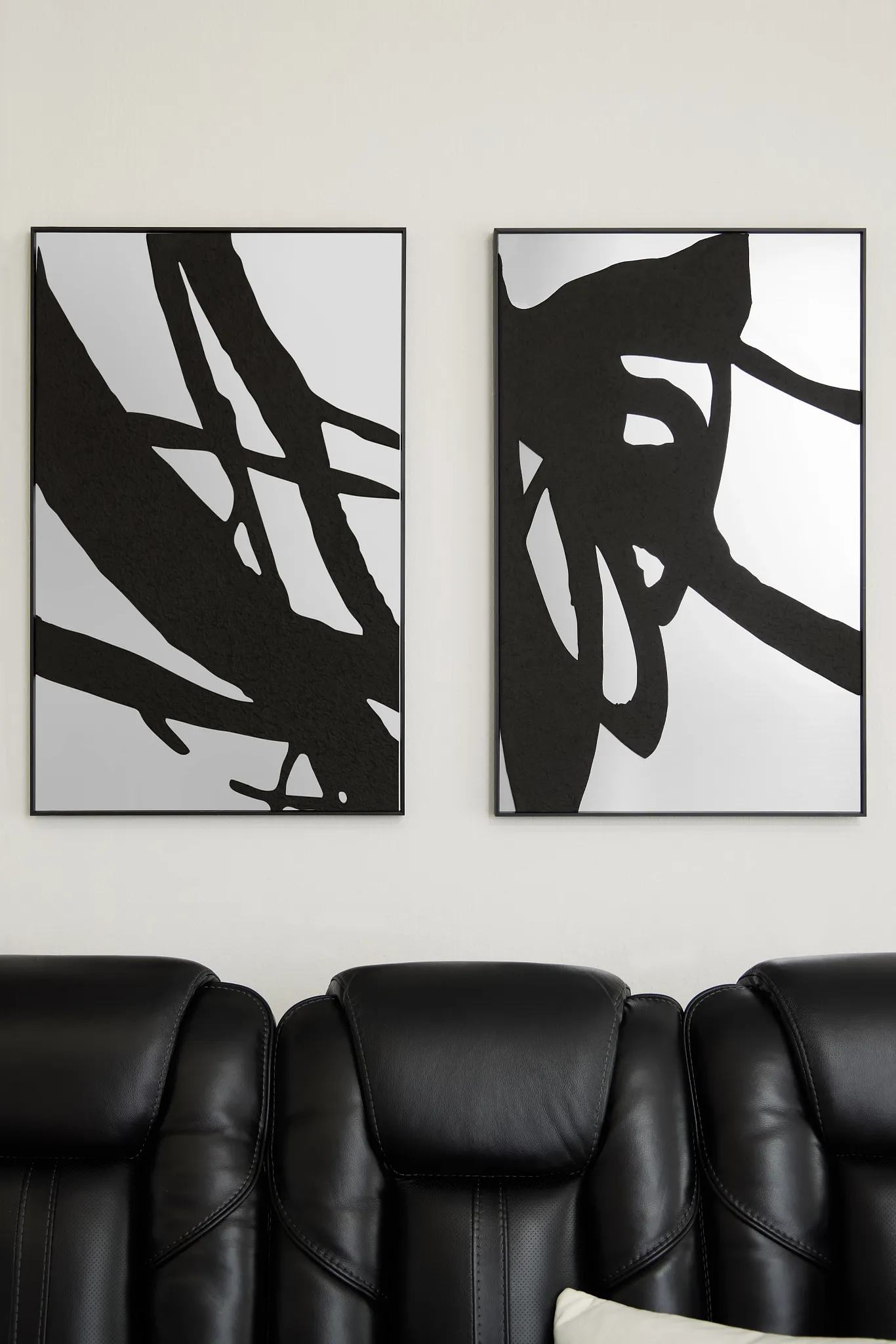 Jonos Black Wall Art