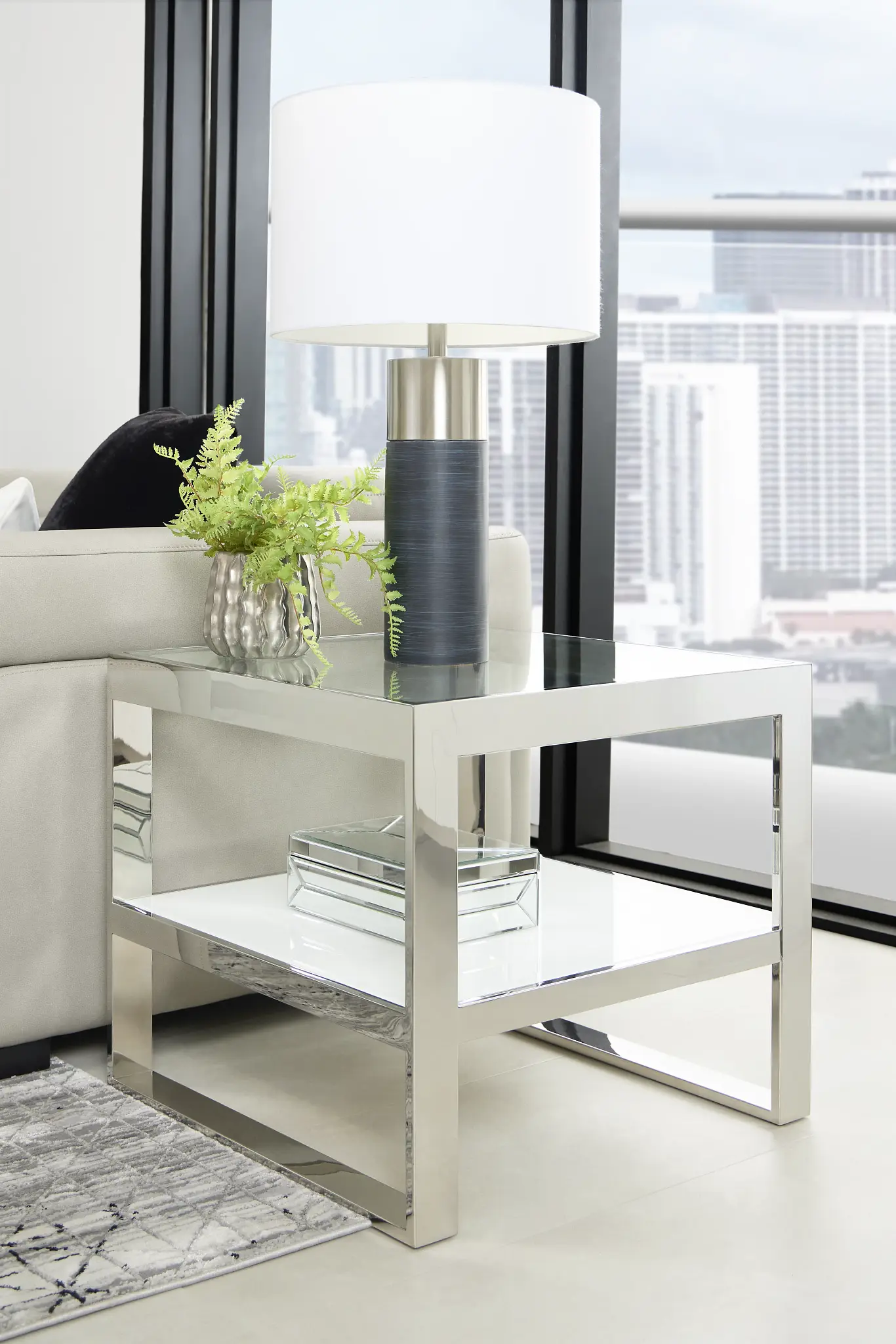 Miami White Glass End Table Miami White Glass End Table