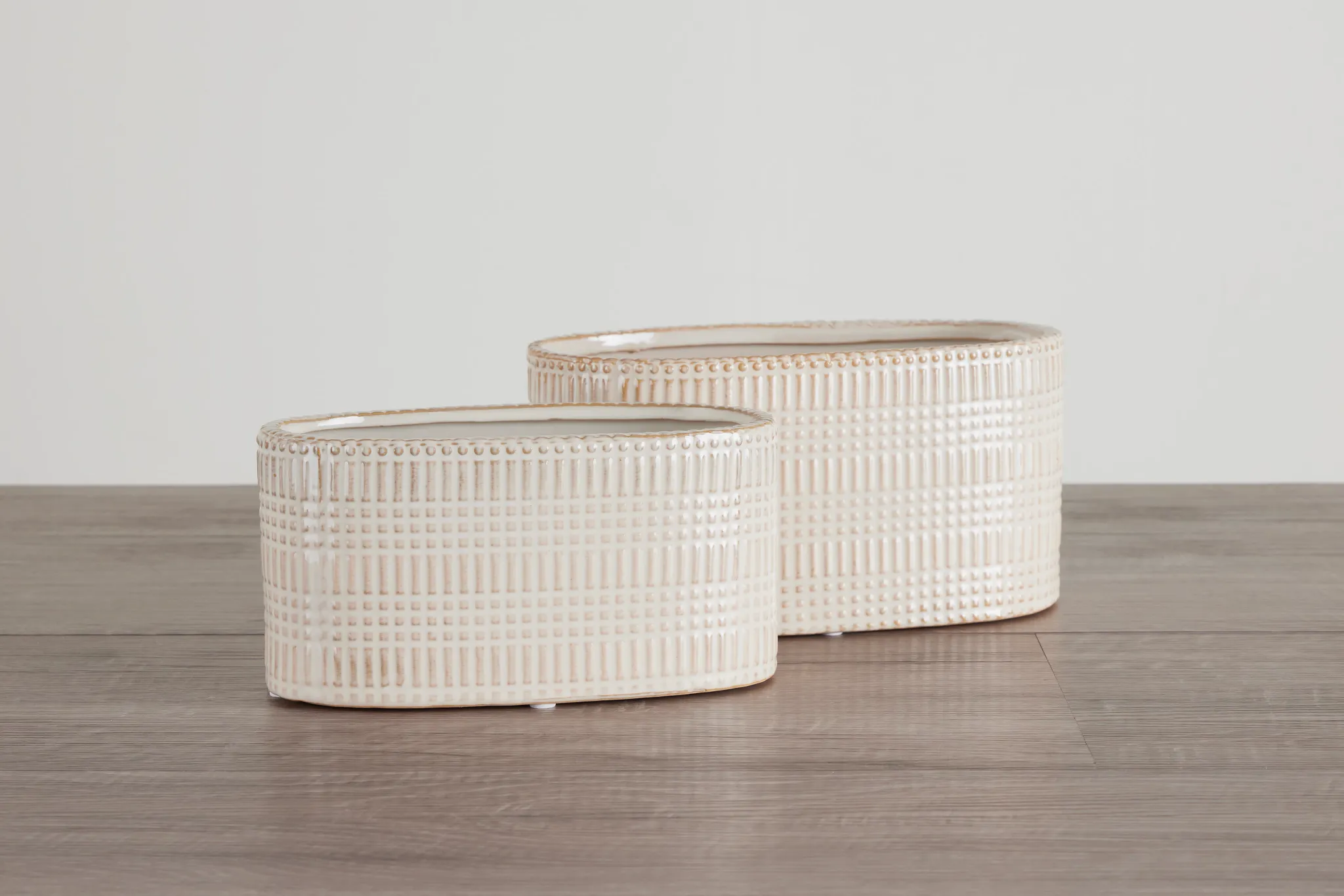 Robin Beige Set Of 2 Planter