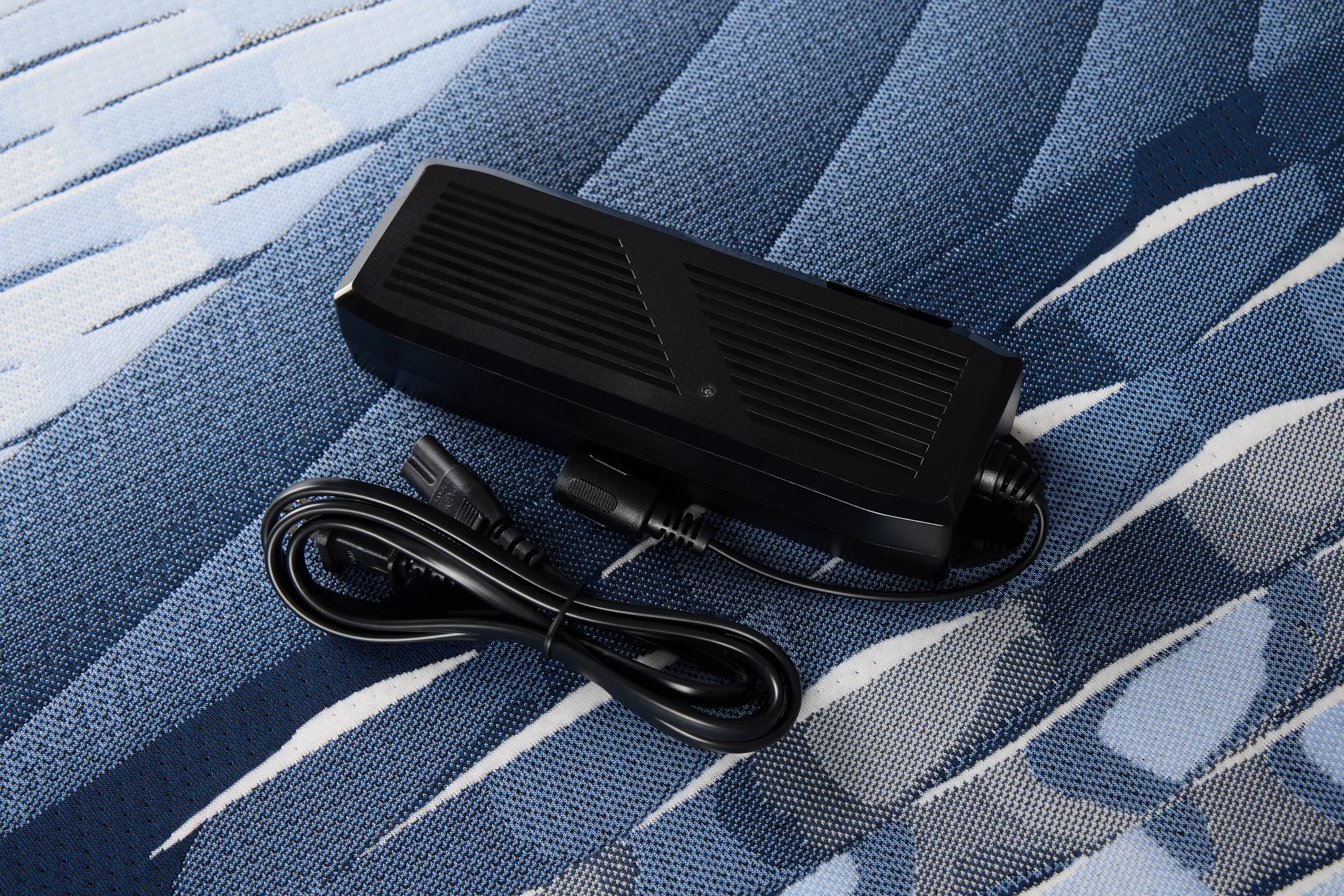 Serta Icomfort Iona Medium Deluxe Adjustable Mattress Set