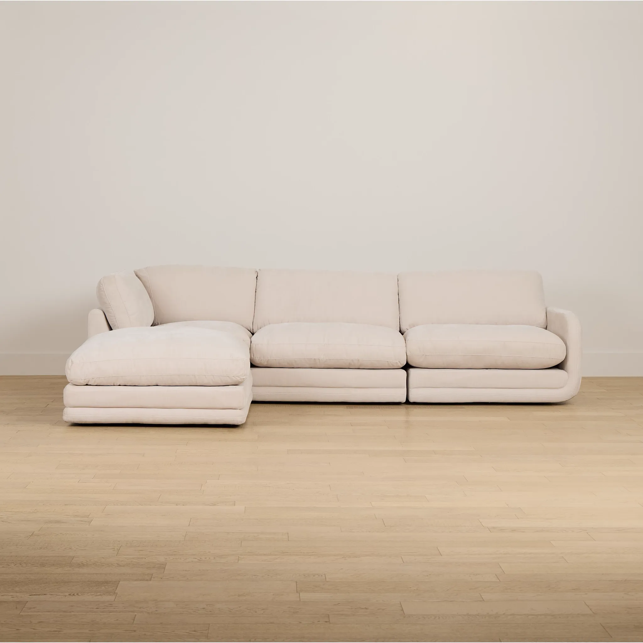 Jules Ivory Velvet 4-piece Left Facing Bumper Sectional