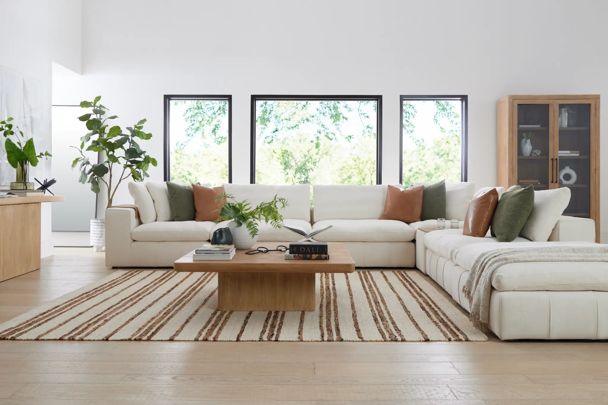 Cruz White Fabric 5 Piece Bumper Sectional Cruz White Fabric 5 Piece Bumper Sectional
