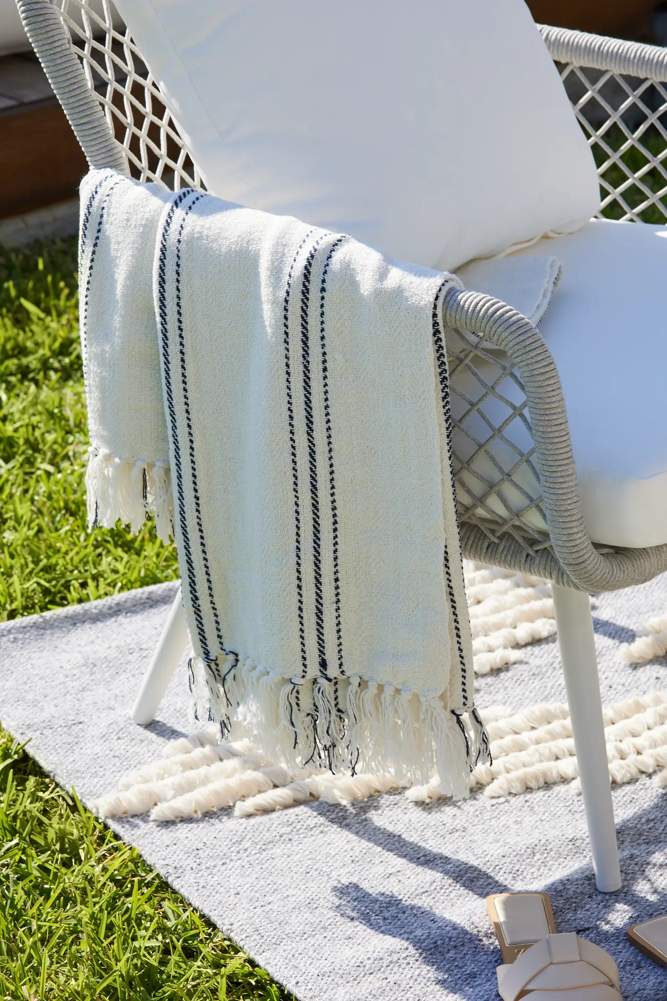 Neroli Ivorystripe 60" X 90" Throw Neroli Ivorystripe 60" X 90" Throw