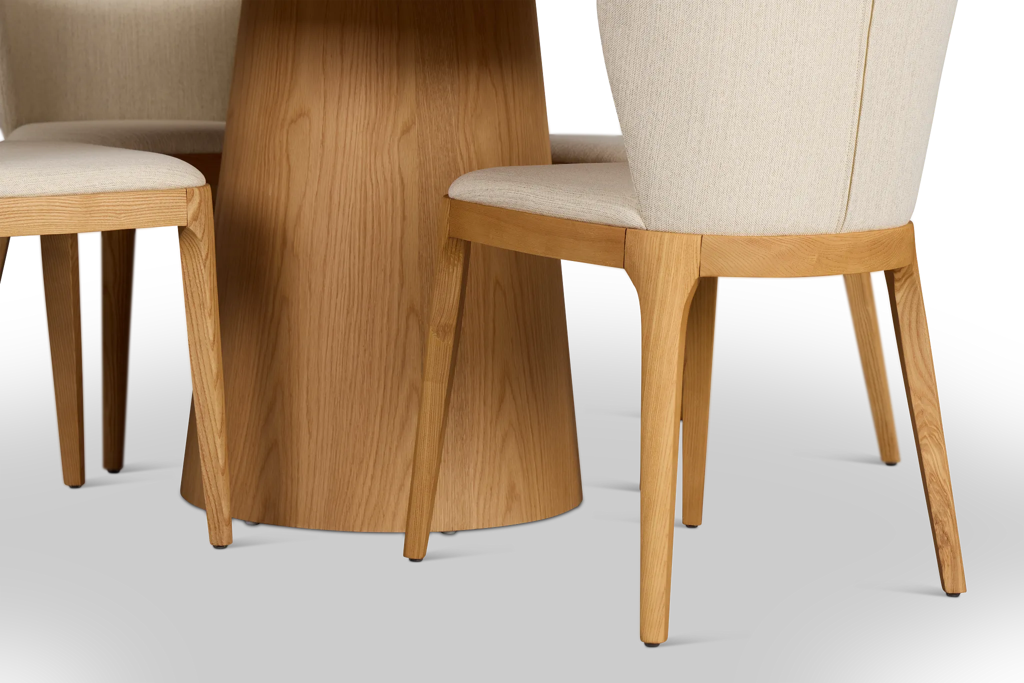 Nomad Light Tone 47" Round Table &4 Light Beige Chairs W/light Tone Leg