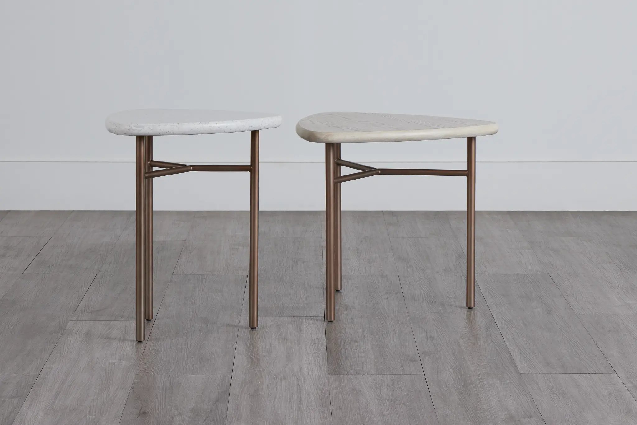 Marseilles Two-tone Bunching End Table Marseilles Two-tone Bunching End Table