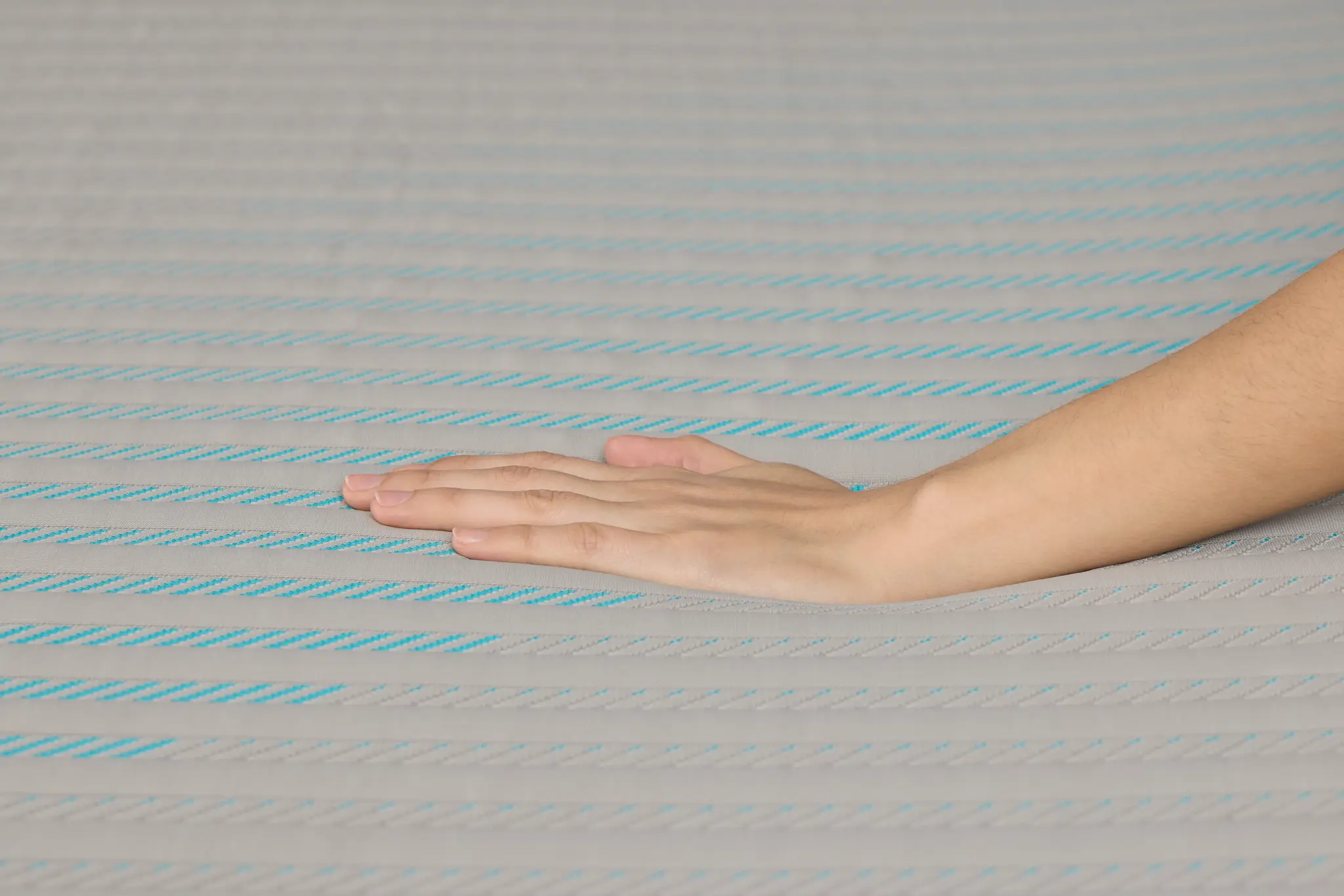 Rest & Renew Performance Pro 13.5" Medium Hybrid Mattress Rest & Renew Performance Pro 13.5" Medium Hybrid Mattress