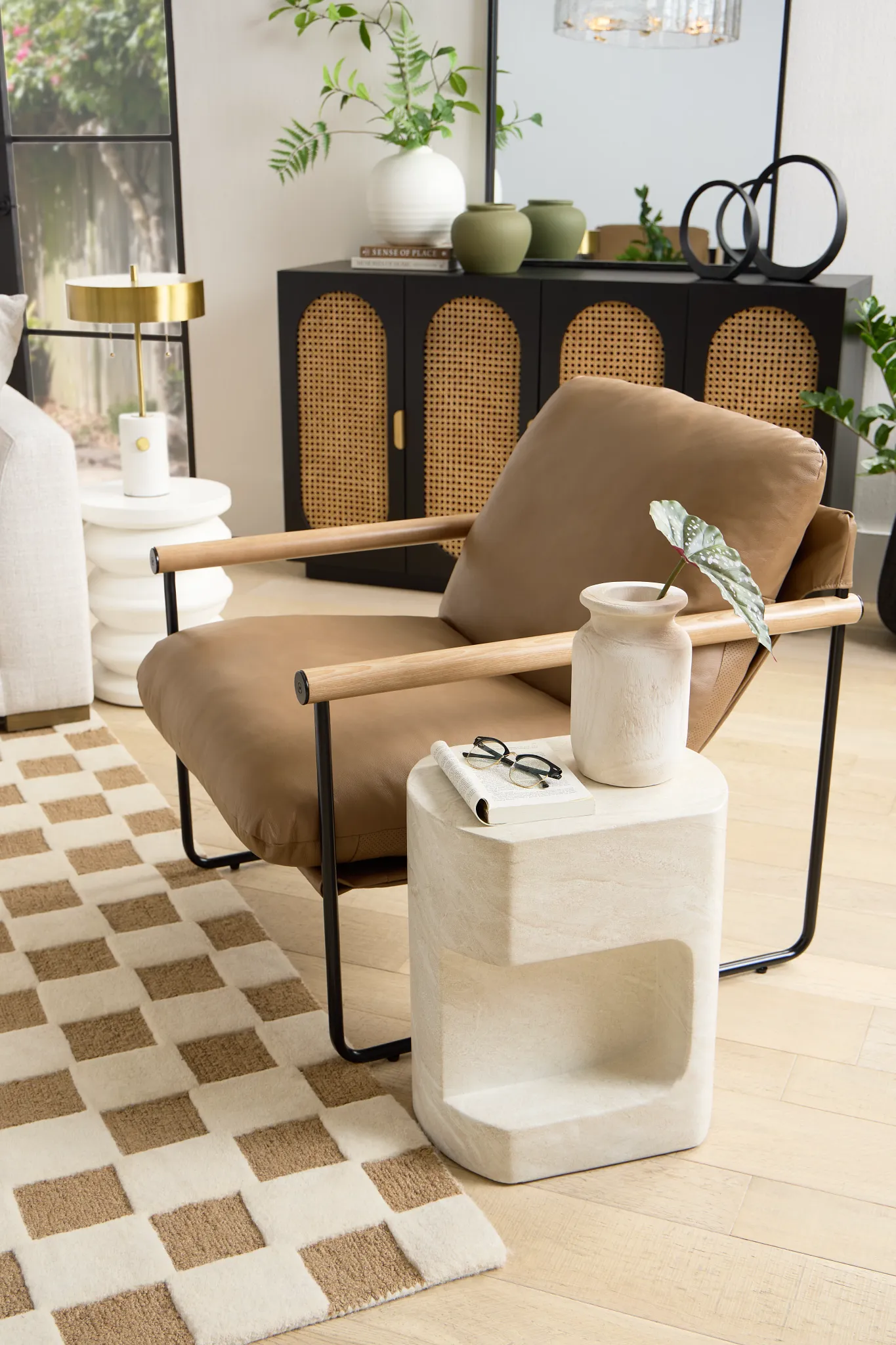 Layla White Curved End Table