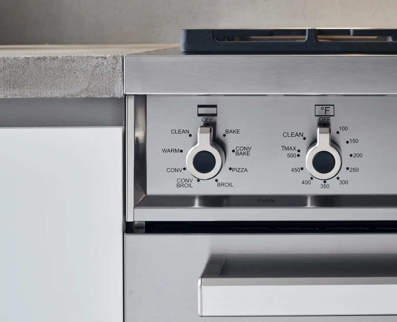 Bertazzoni 304 Series White 30" Induction Range Bertazzoni 304 Series White 30" Induction Range