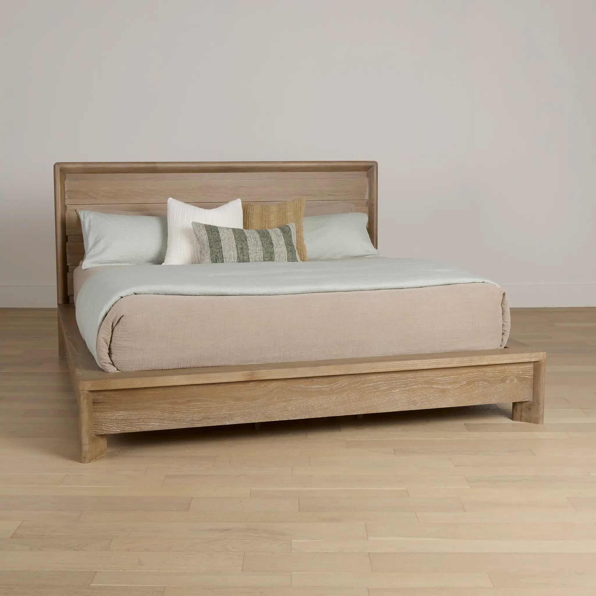 Alton Light Tone Platform Bed Alton Light Tone Platform Bed