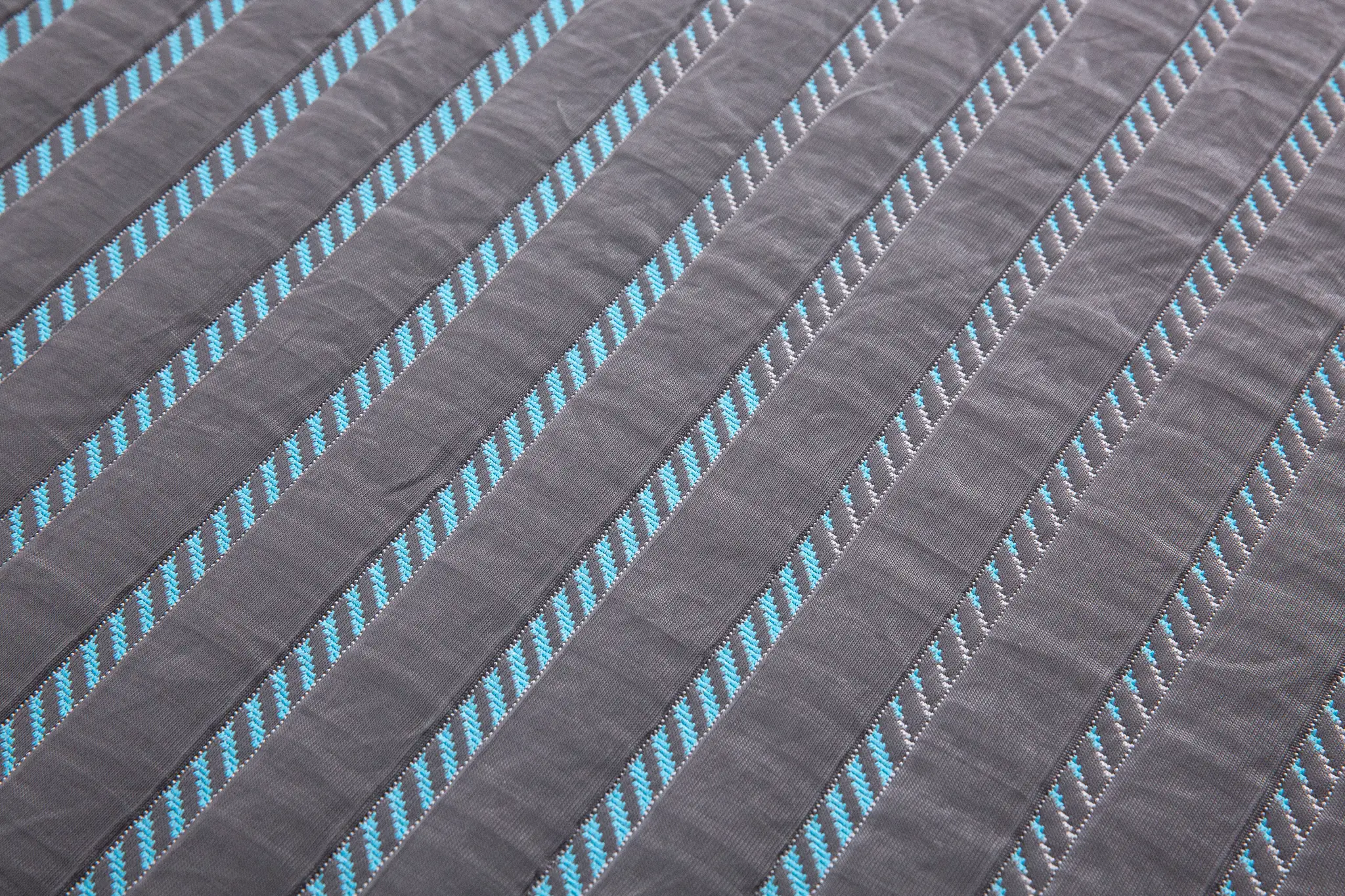 Rest & Renew Performance Max 14.5" Medium Hybrid Mattress Rest & Renew Performance Max 14.5" Medium Hybrid Mattress