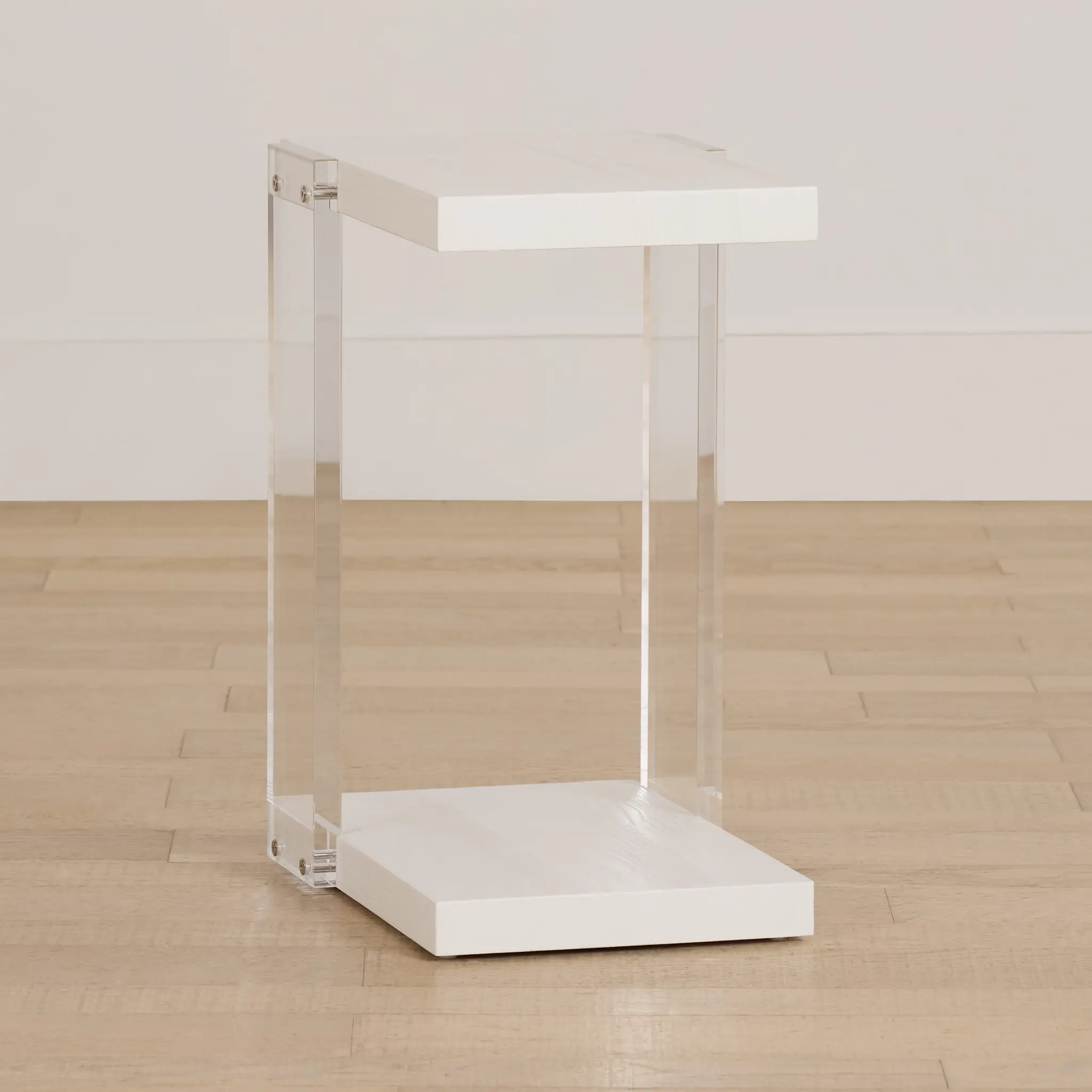 Gables White Rect Accent Table Gables White Rect Accent Table