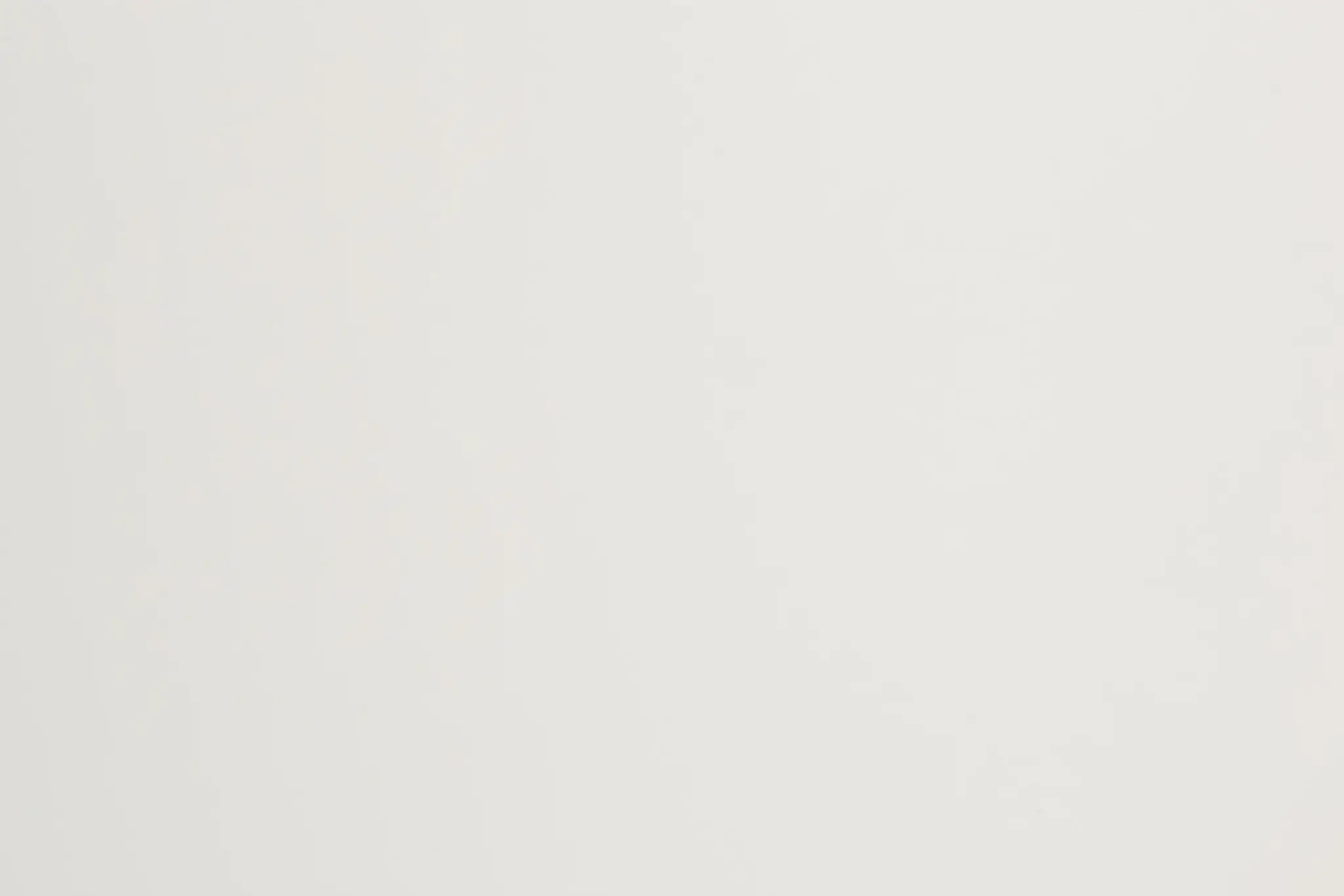 Wilde Ivory Medium Planter Wilde Ivory Medium Planter