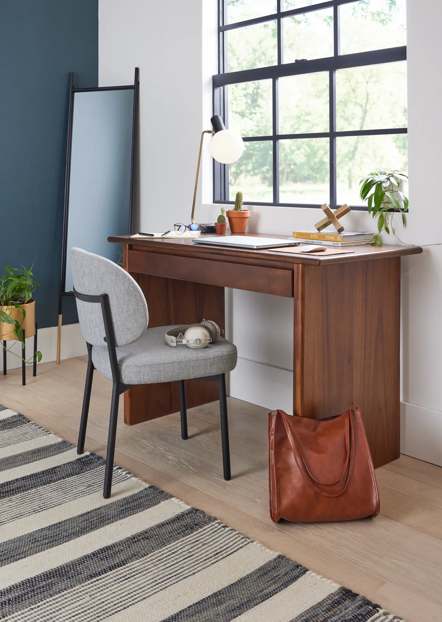 Bowery Dark Tone Desk Bowery Dark Tone Desk