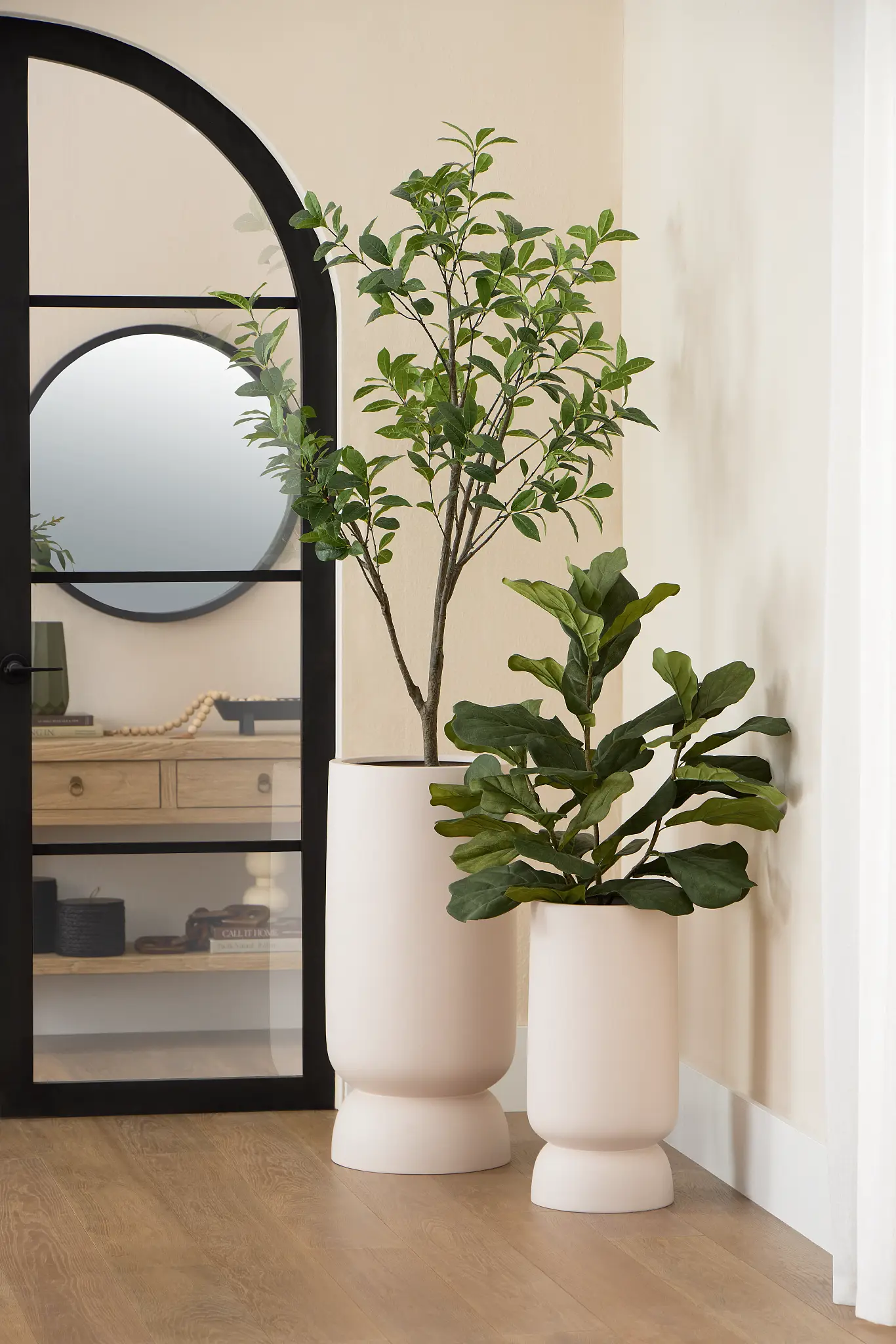 Wilde Ivory Large Planter Wilde Ivory Large Planter