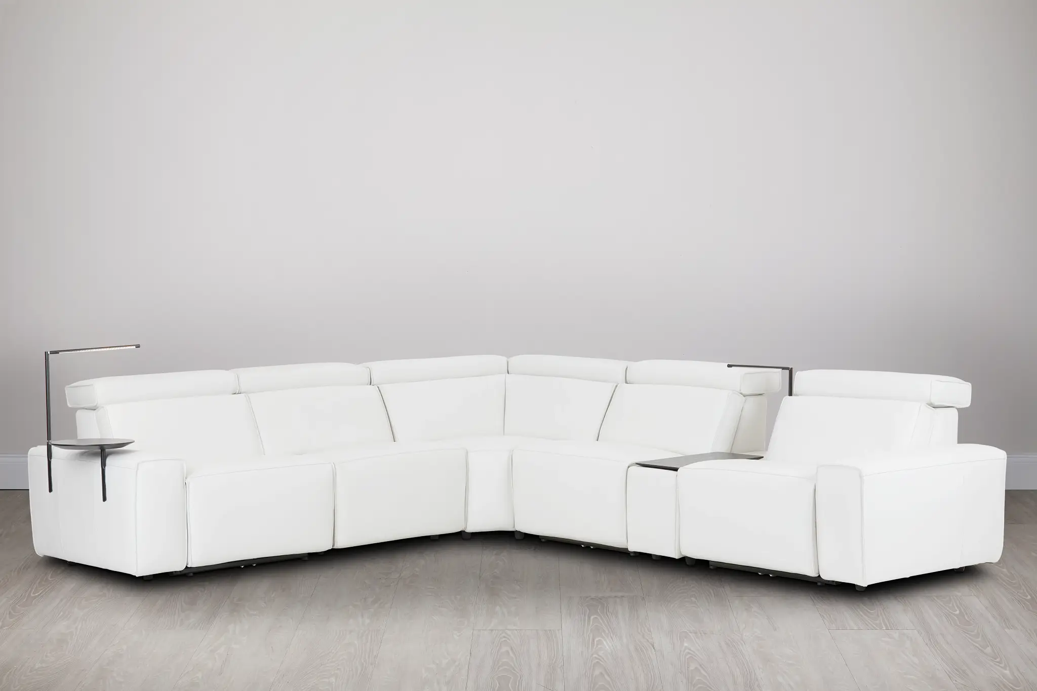 Carmelo White Leather Medium Dual Power Sectional W/left Table & Light Carmelo White Leather Medium Dual Power Sectional W/left Table & Light