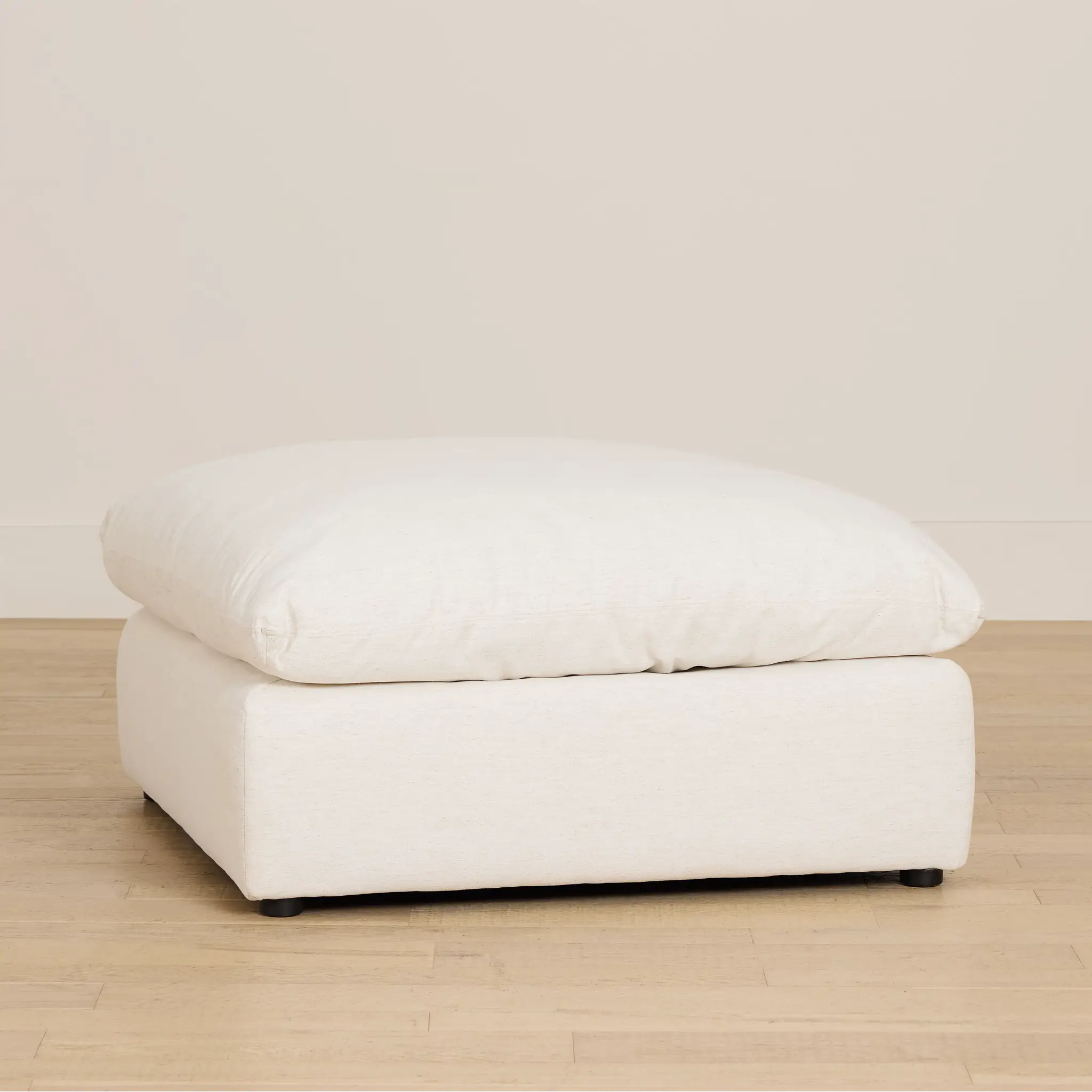 Serena White Fabric Ottoman Serena White Fabric Ottoman