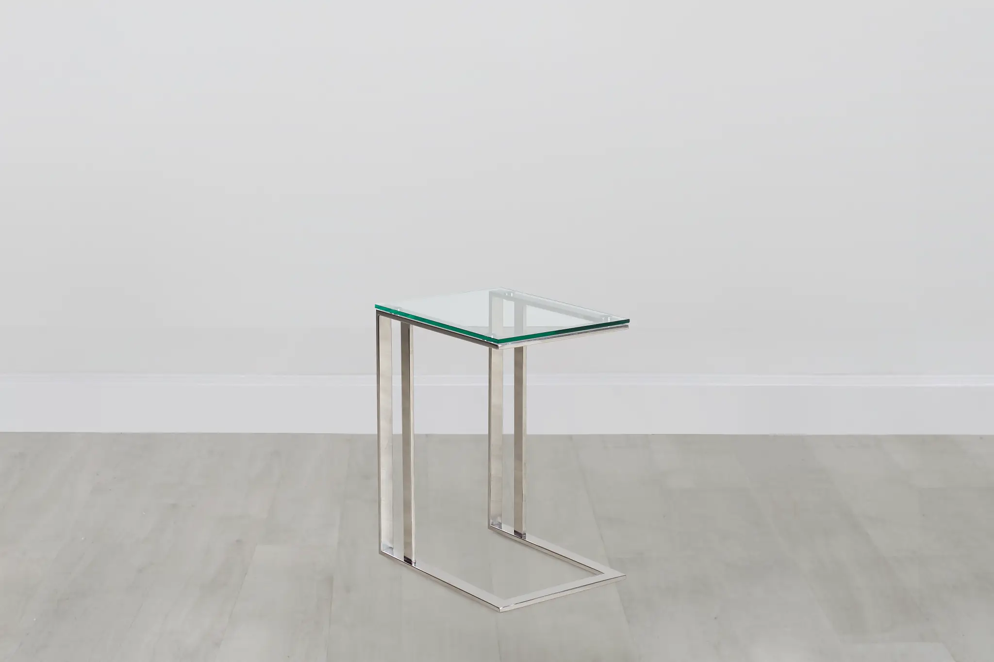 Arco Clear Glass Chairside Table Arco Clear Glass Chairside Table