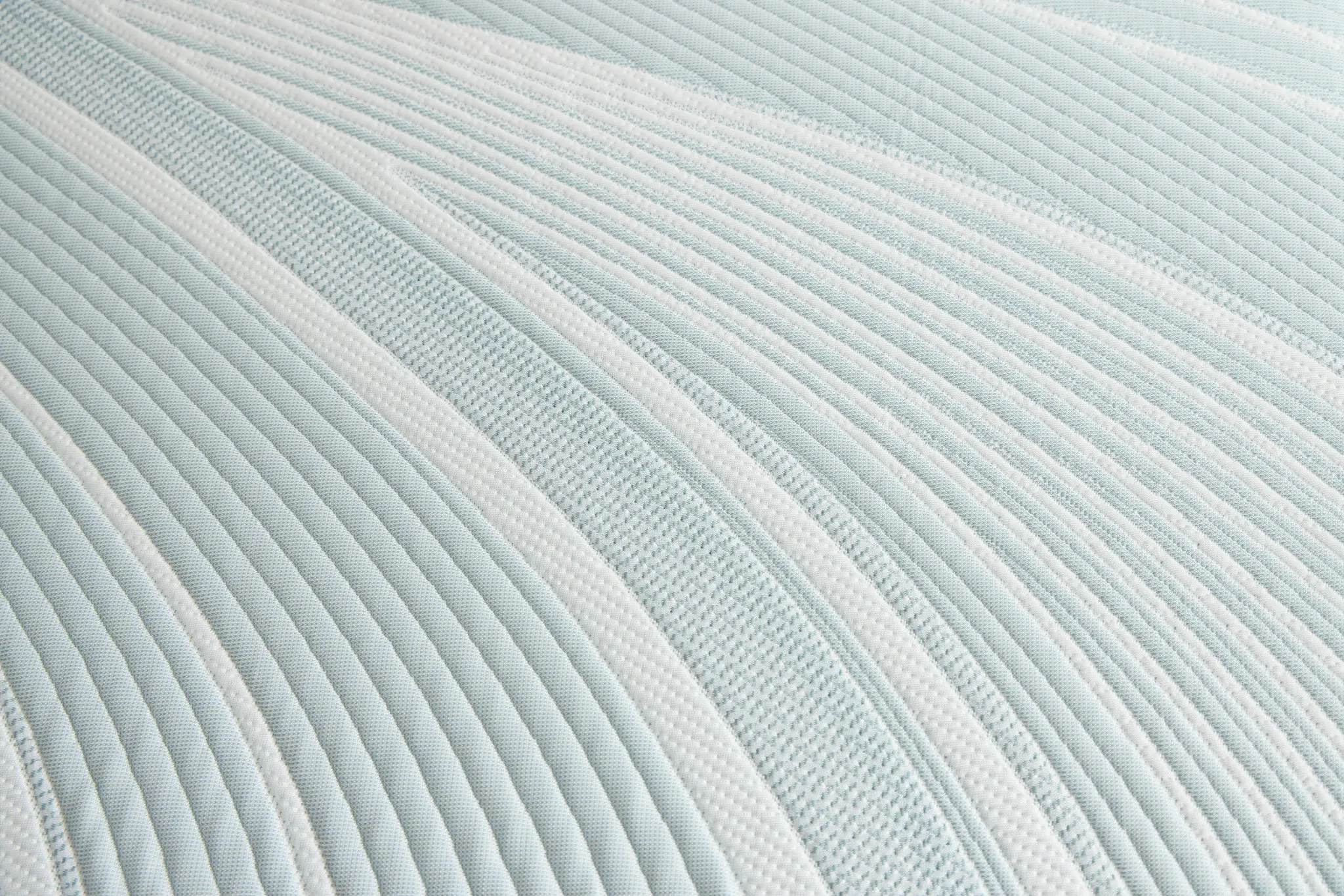 Tempur-pedic Tempur-proadapt 12" Medium Hybrid Mattress Tempur-pedic Tempur-proadapt 12" Medium Hybrid Mattress