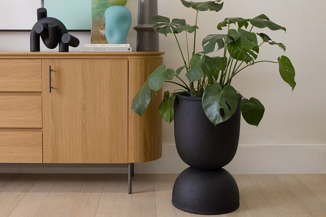 Conall Black Planter