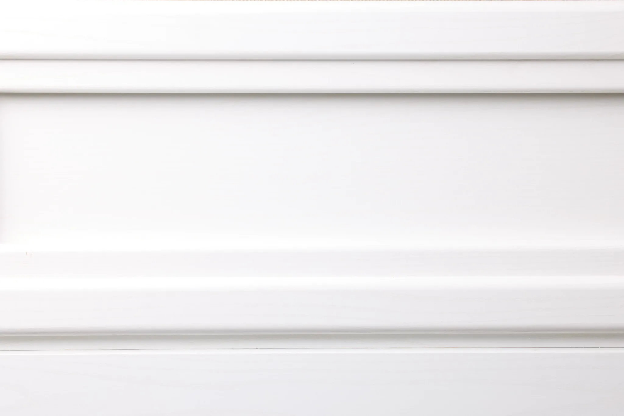 Alessandria White Uph Panel Bed With Lights