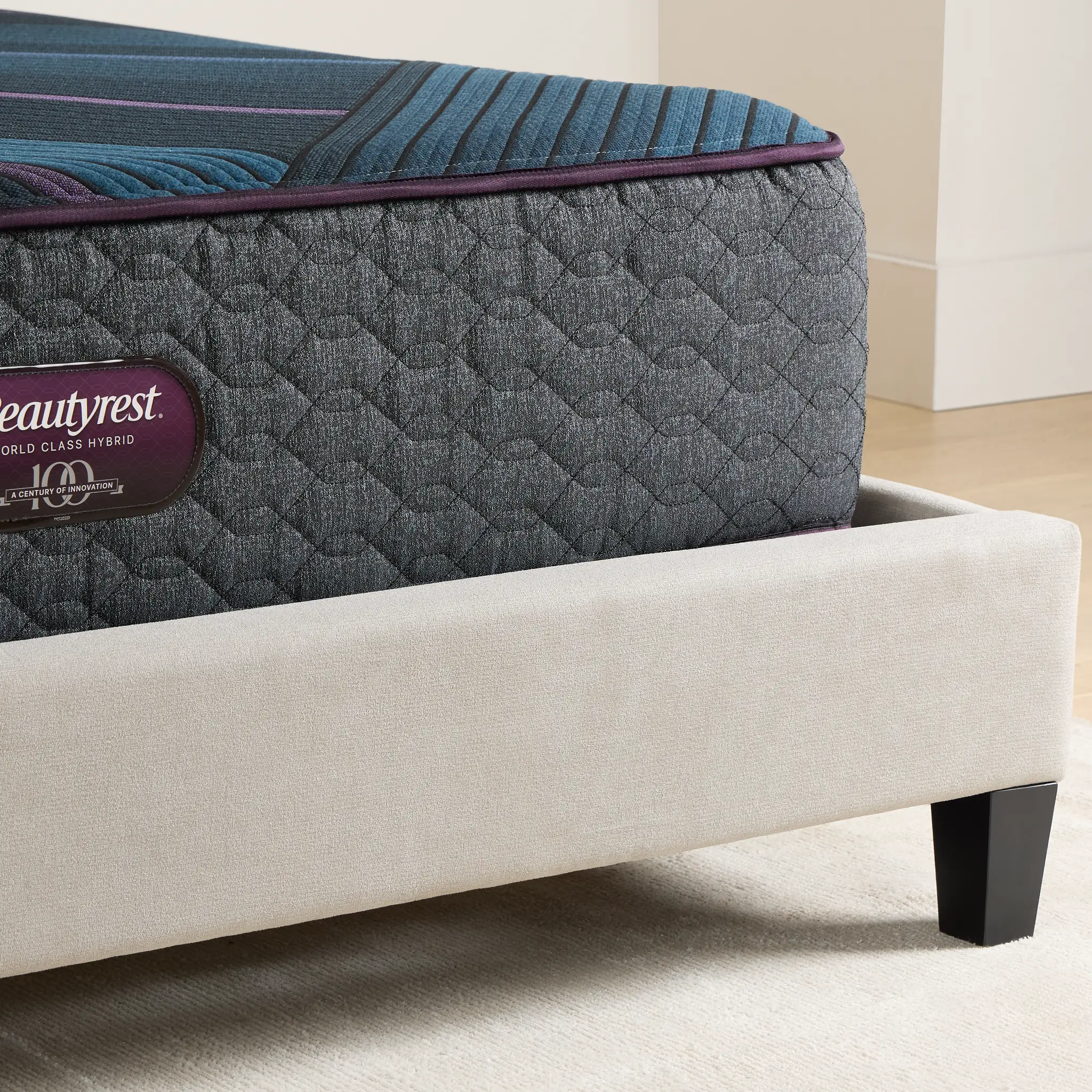 Beautyrest World Class Hybrid Level 3 13.25" Plush Hybrid Mattress Beautyrest World Class Hybrid Level 3 13.25" Plush Hybrid Mattress