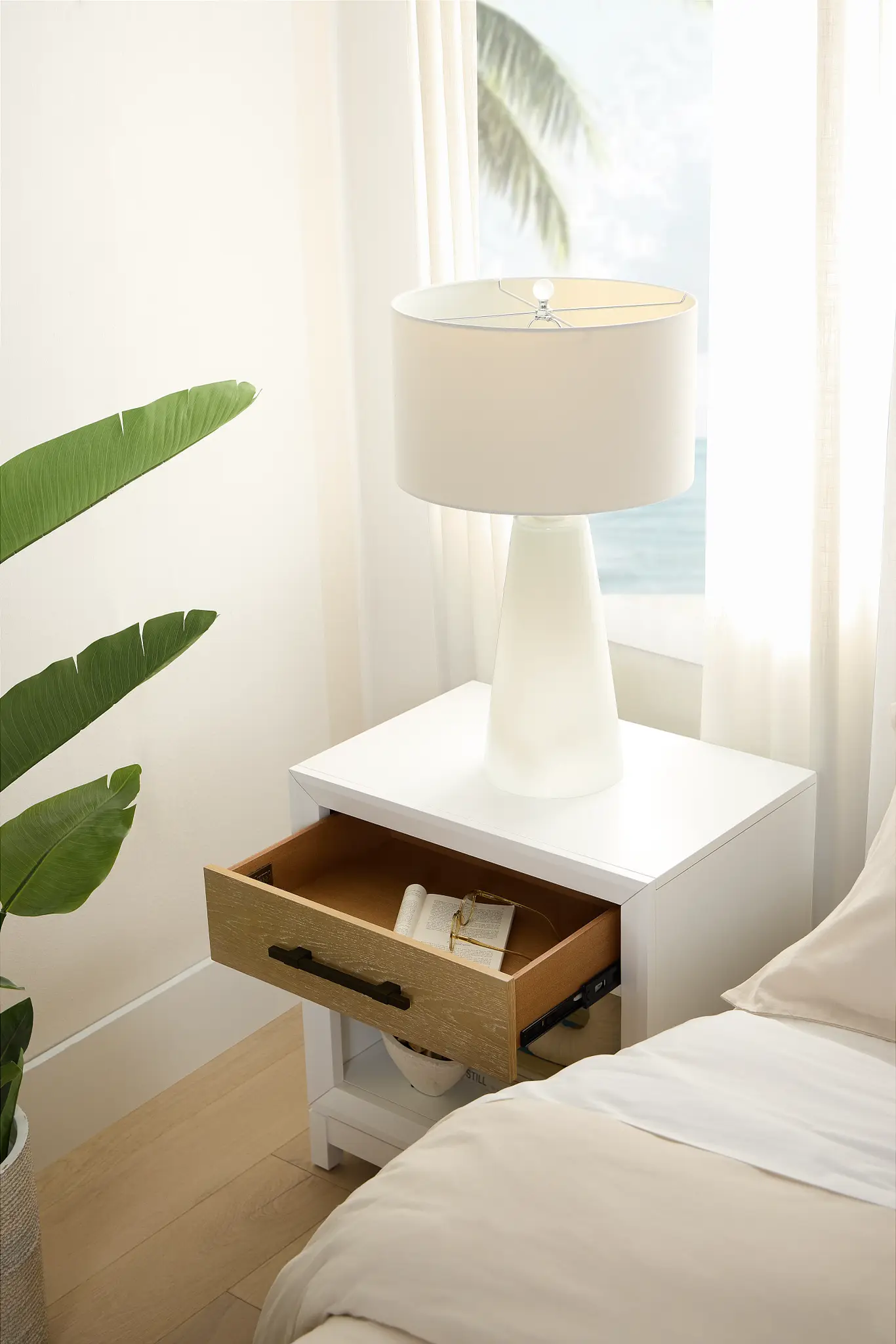 Boca Grande Two-tone 1-drawer Nightstand Boca Grande Two-tone 1-drawer Nightstand