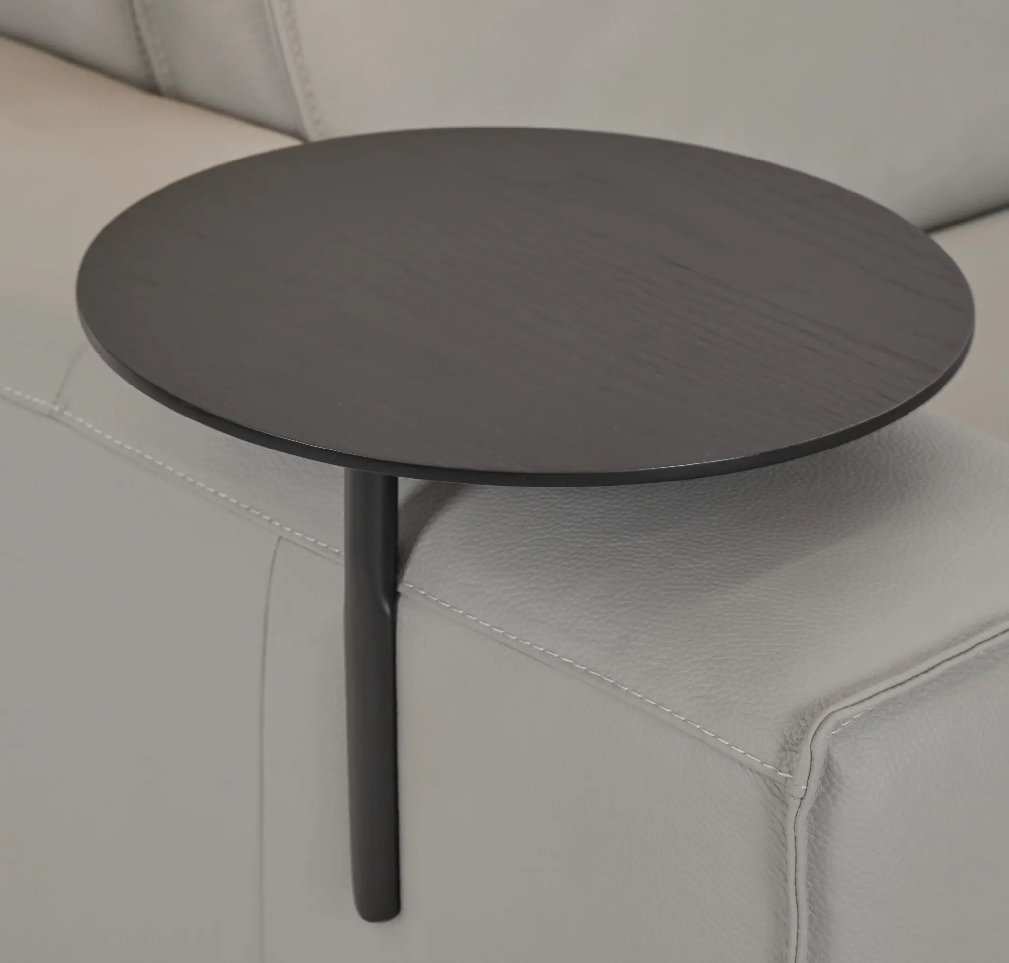 Carmelo Gray Leather Power Reclining Sofa With Left Table Carmelo Gray Leather Power Reclining Sofa With Left Table