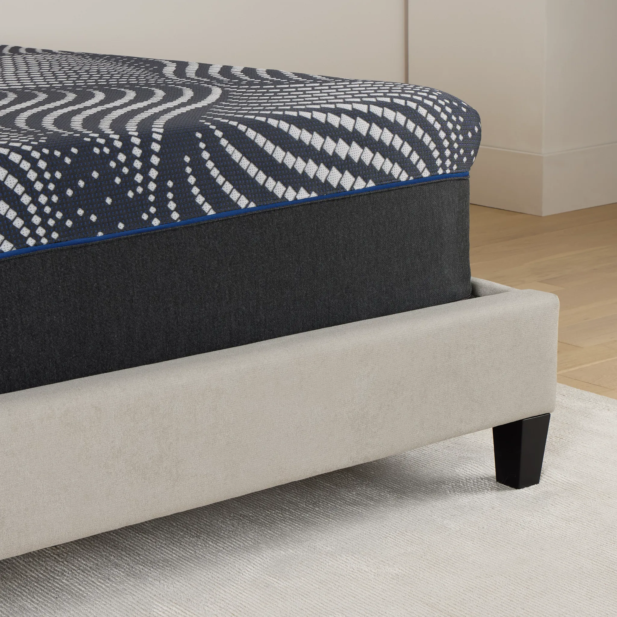 Sealy Posturepedic Plus High Point 14" Soft Hybrid Mattress