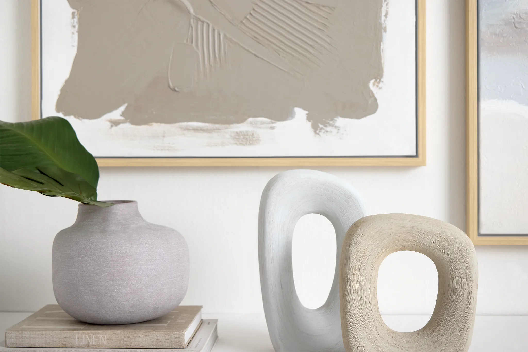 Mona Ivory Glass Vase