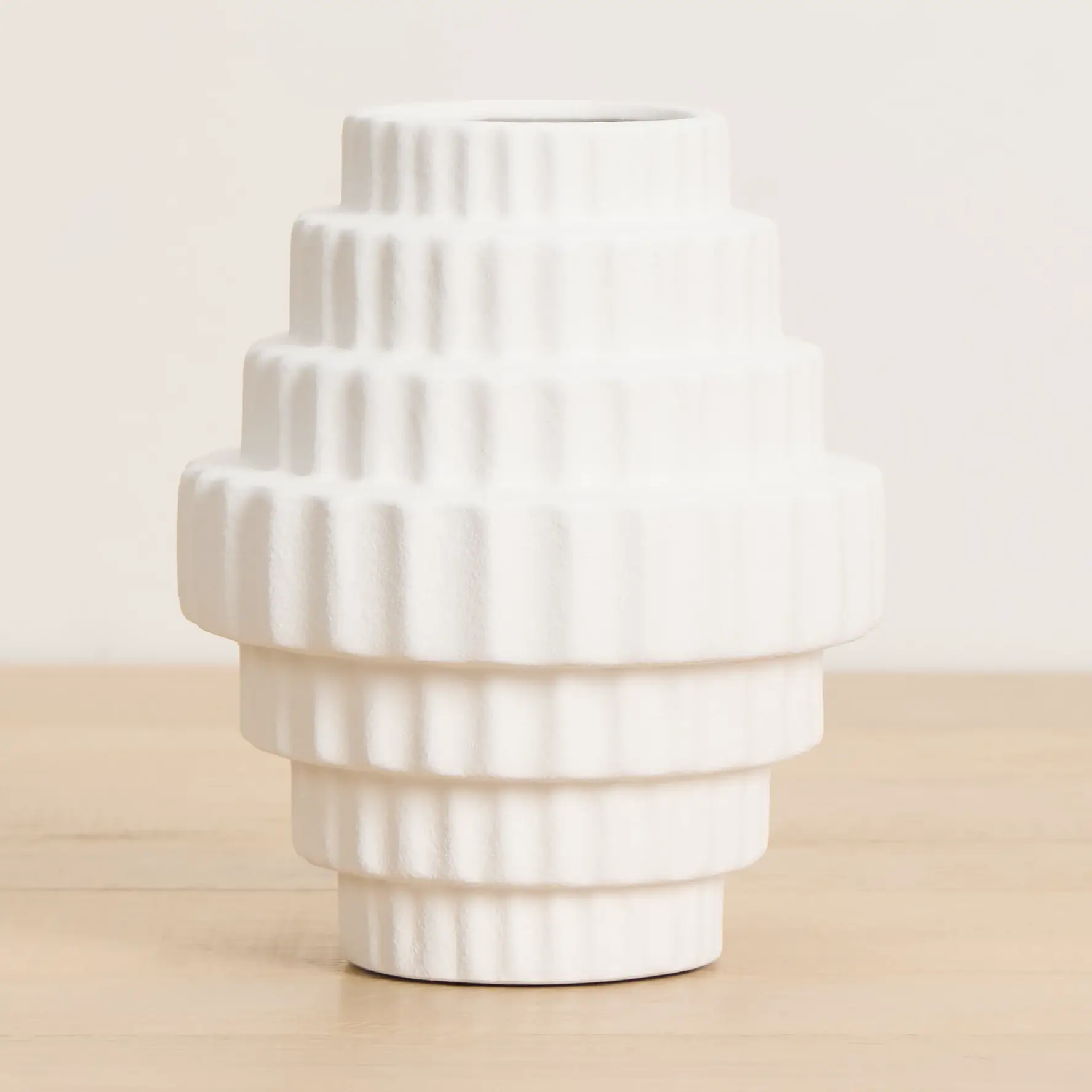 Jaxx White Small Vase Jaxx White Small Vase