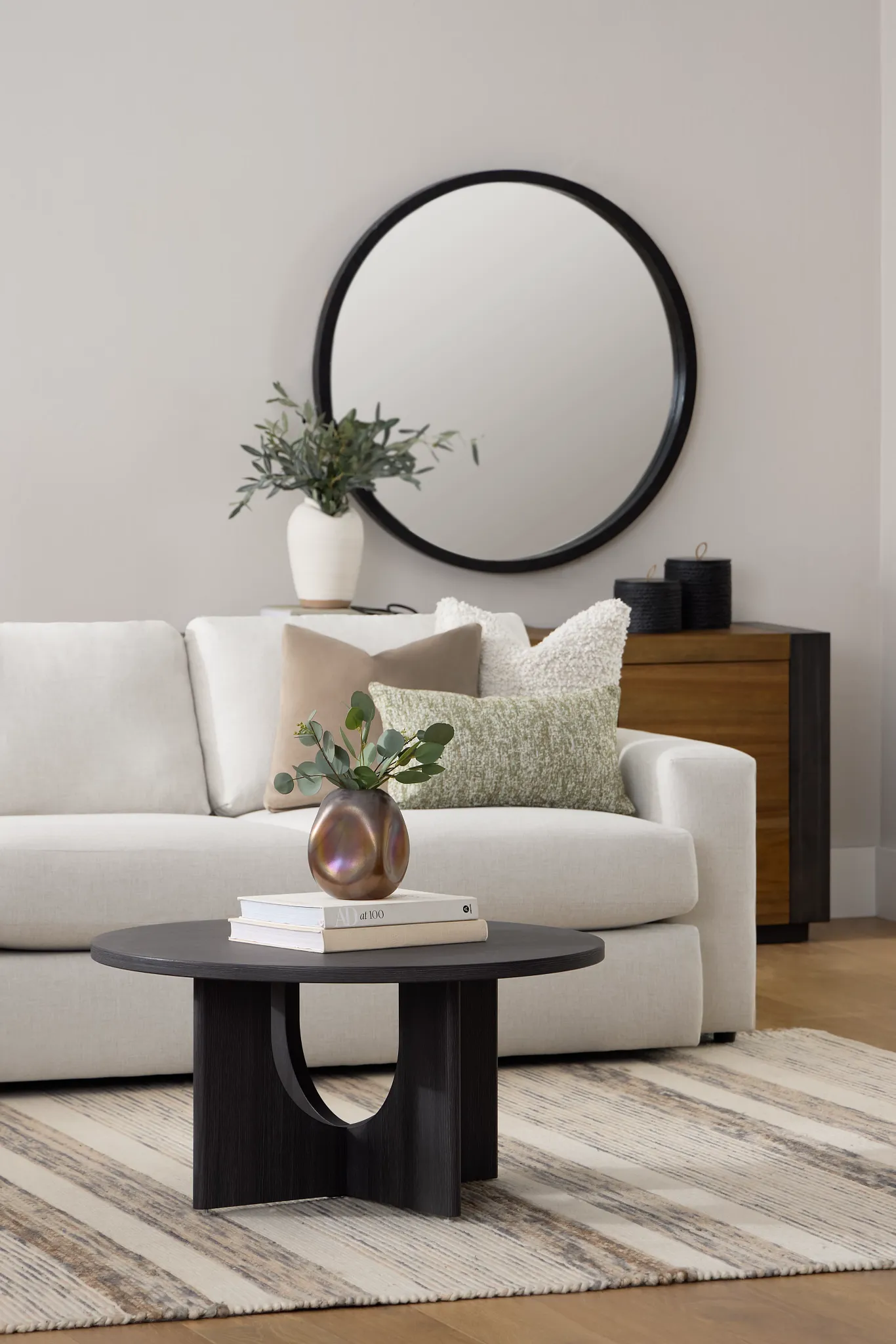 Lyndie Black Round Coffee Table