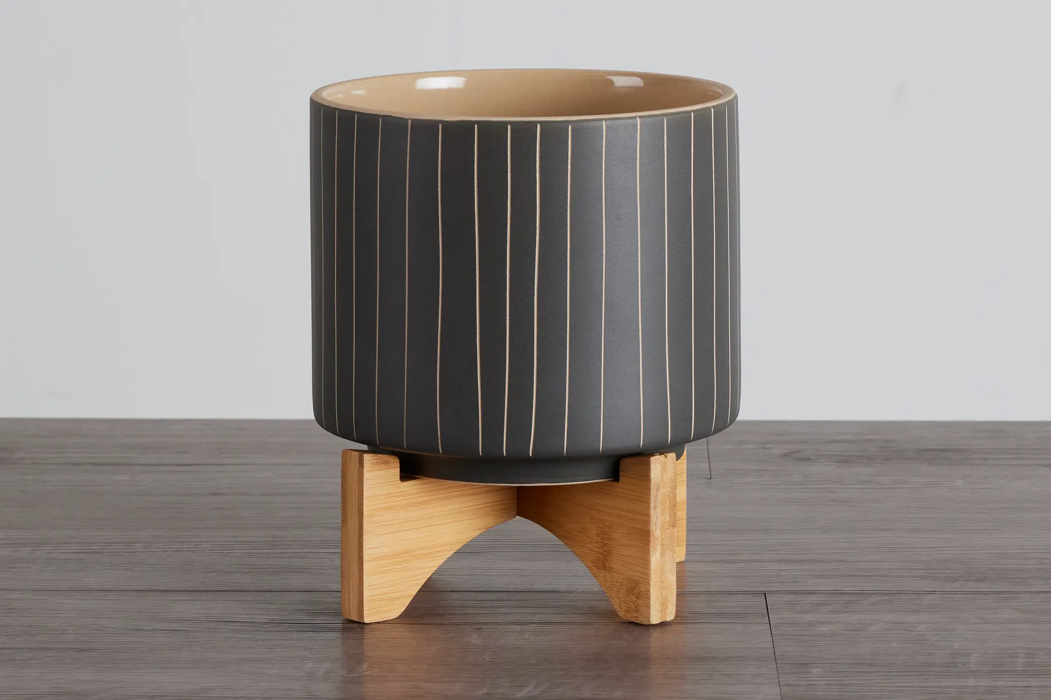 Amias Gray Small Planter Amias Gray Small Planter