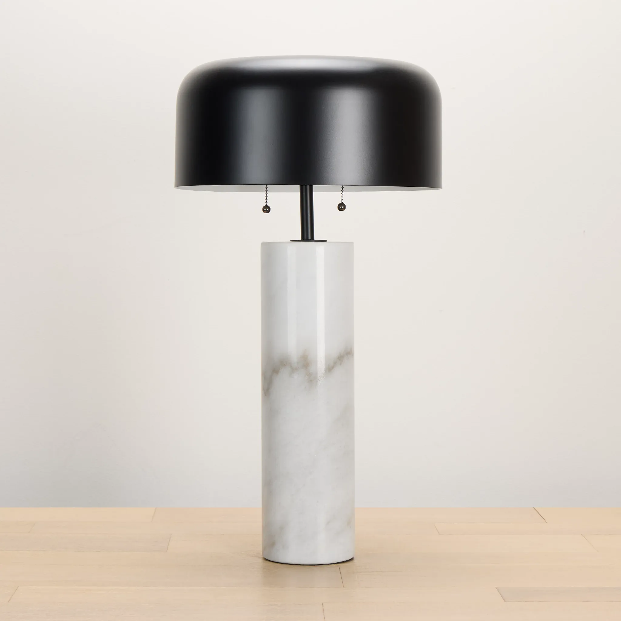 Bova Black Metal Table Lamp