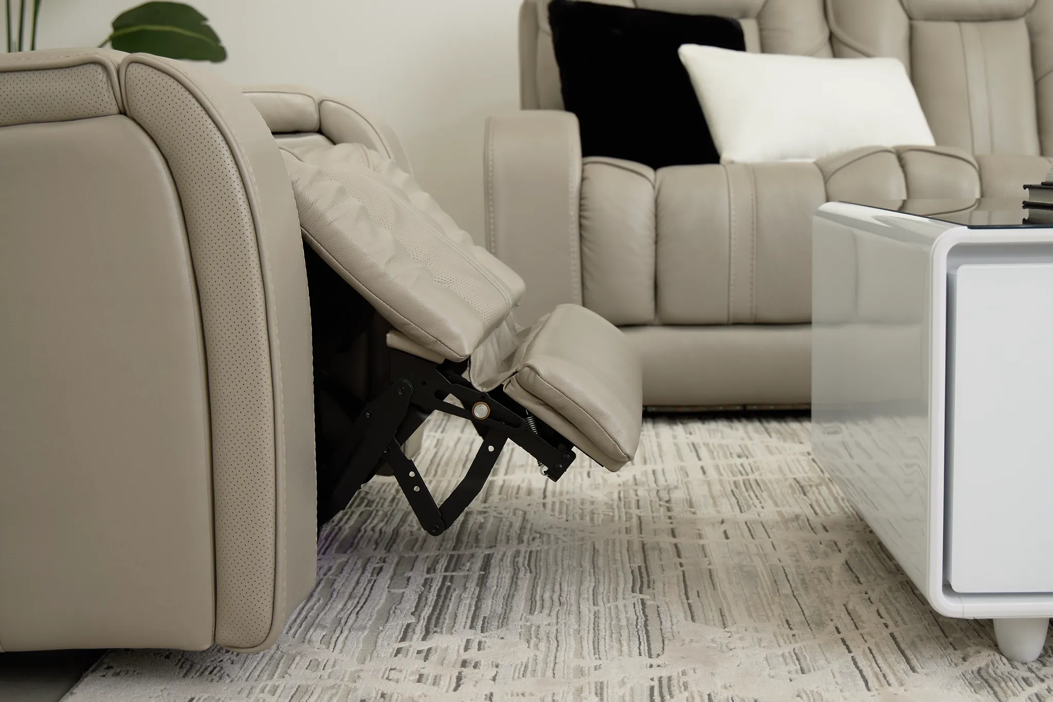 Eclipse Light Gray Lthr/vinyl Power Reclining Sofa W/ Massage