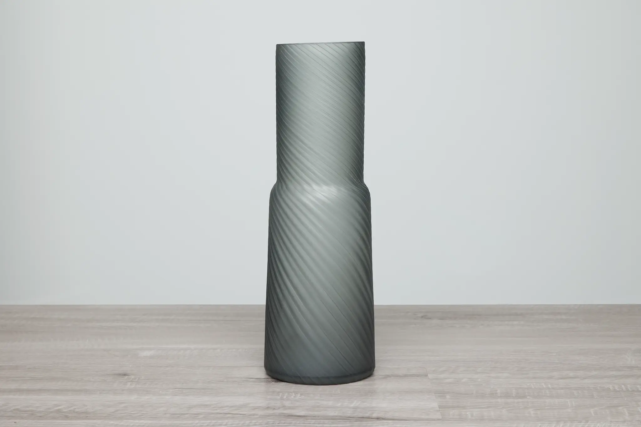 Glenview Dark Gray Large Vase Glenview Dark Gray Large Vase