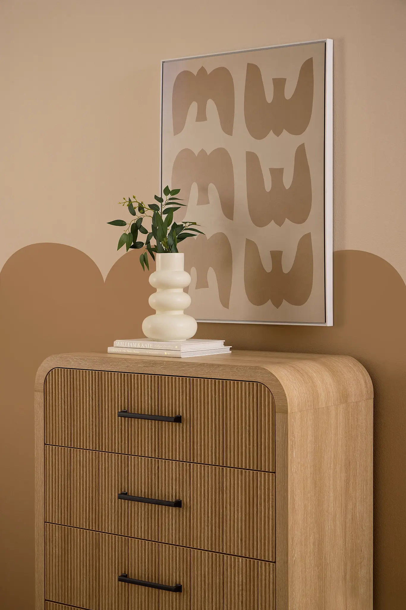 Lyndie Light Tone Drawer Chest Lyndie Light Tone Drawer Chest