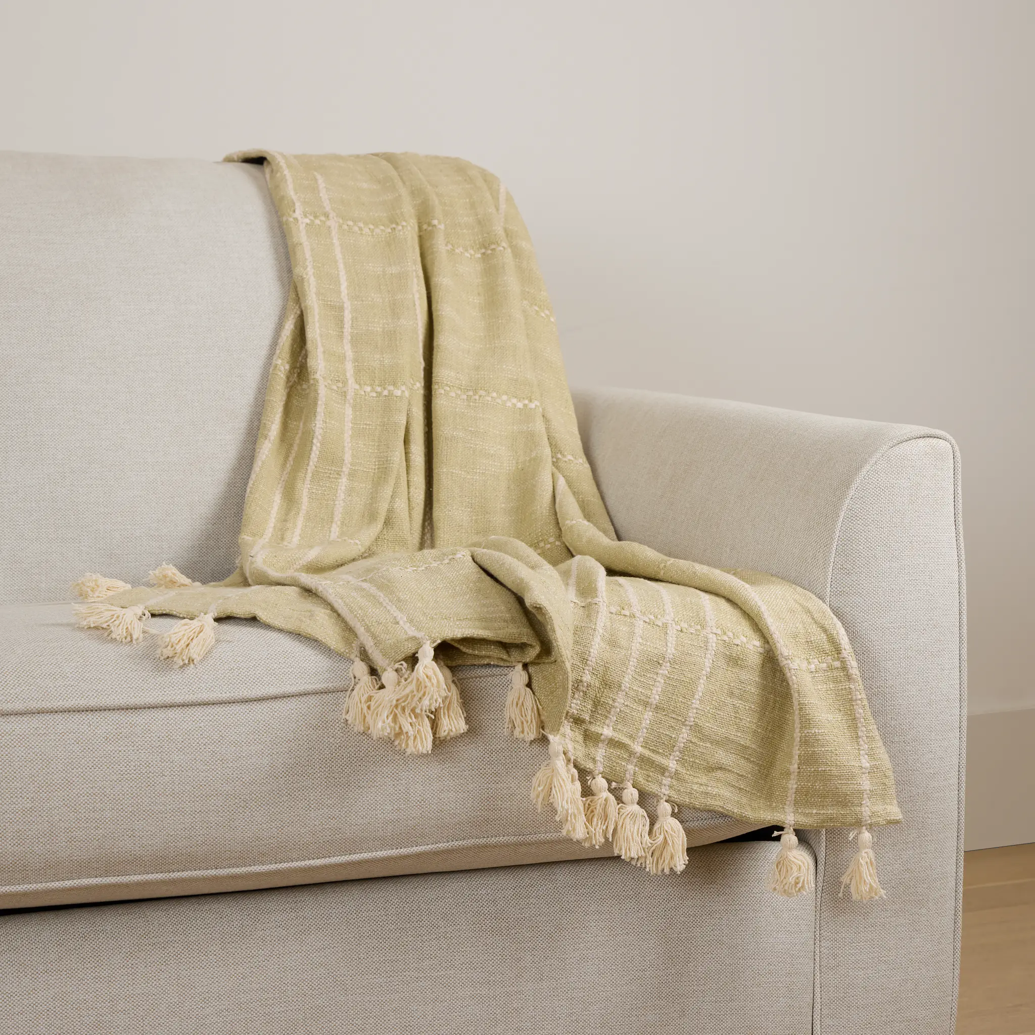 Kelce Light Green 50"x 60" Throw Kelce Light Green 50"x 60" Throw