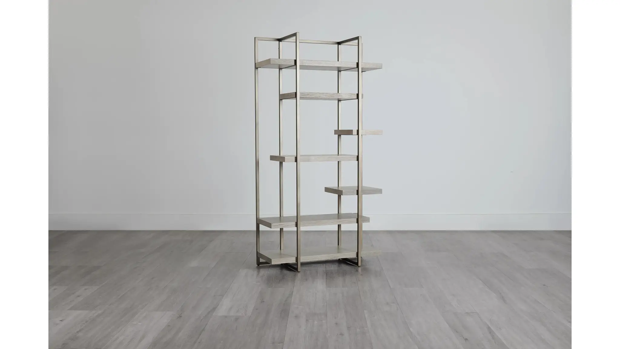 Decorating An Empty Bookshelf Decorating An Empty Bookshelf