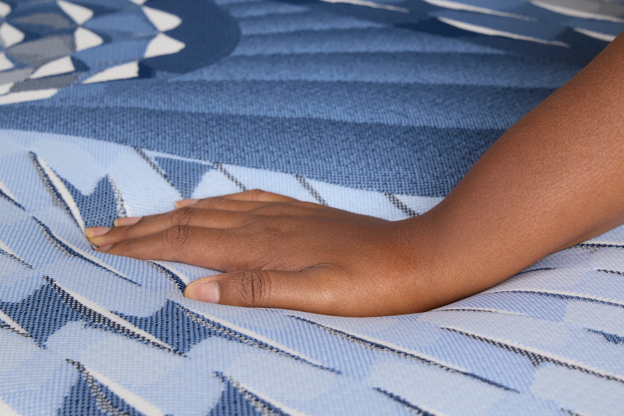 Serta Icomfort Aveda 12" Plush Memory Foam Mattress