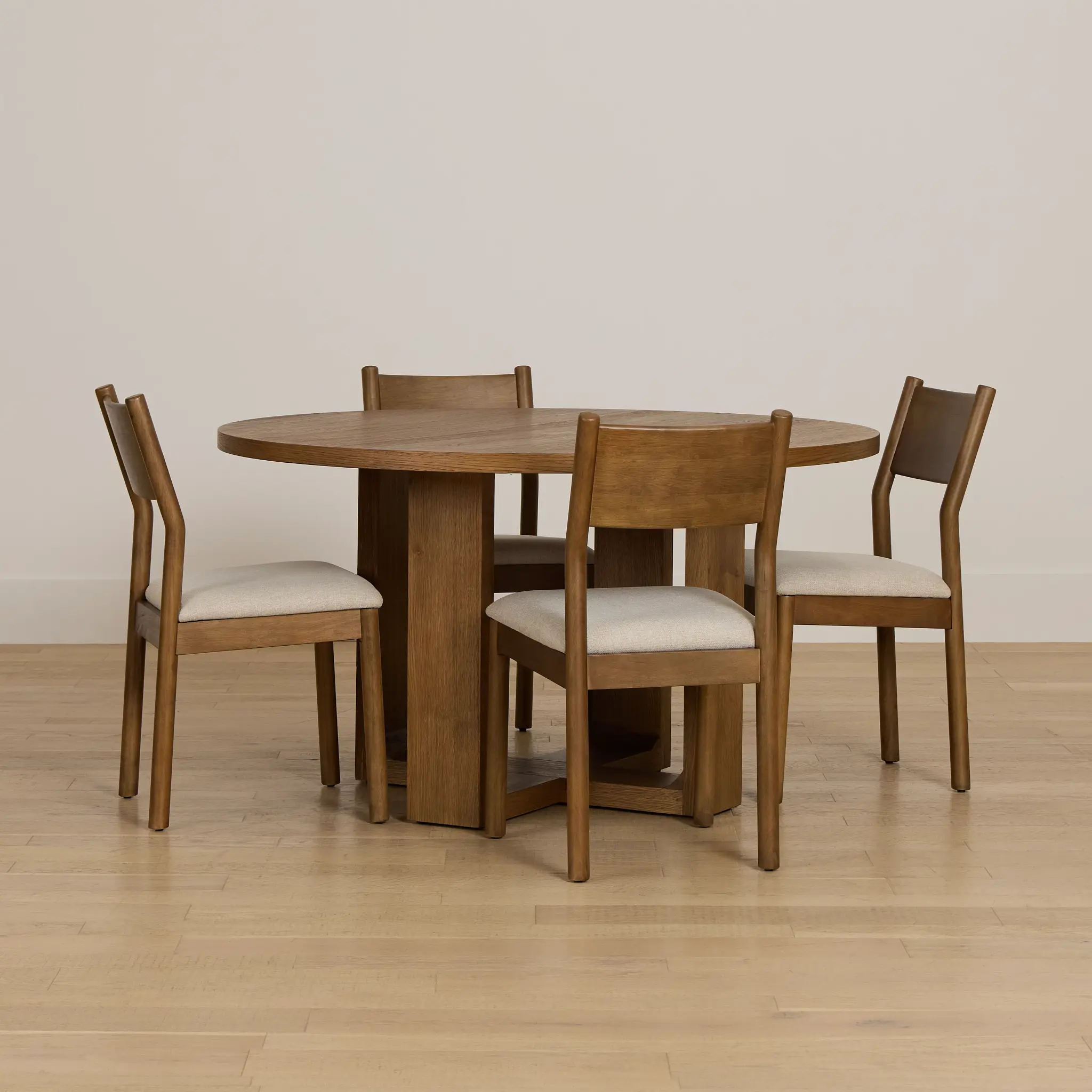 Rochester Mid Tone Round Table & 4 Upholstered Chairs Rochester Mid Tone Round Table & 4 Upholstered Chairs