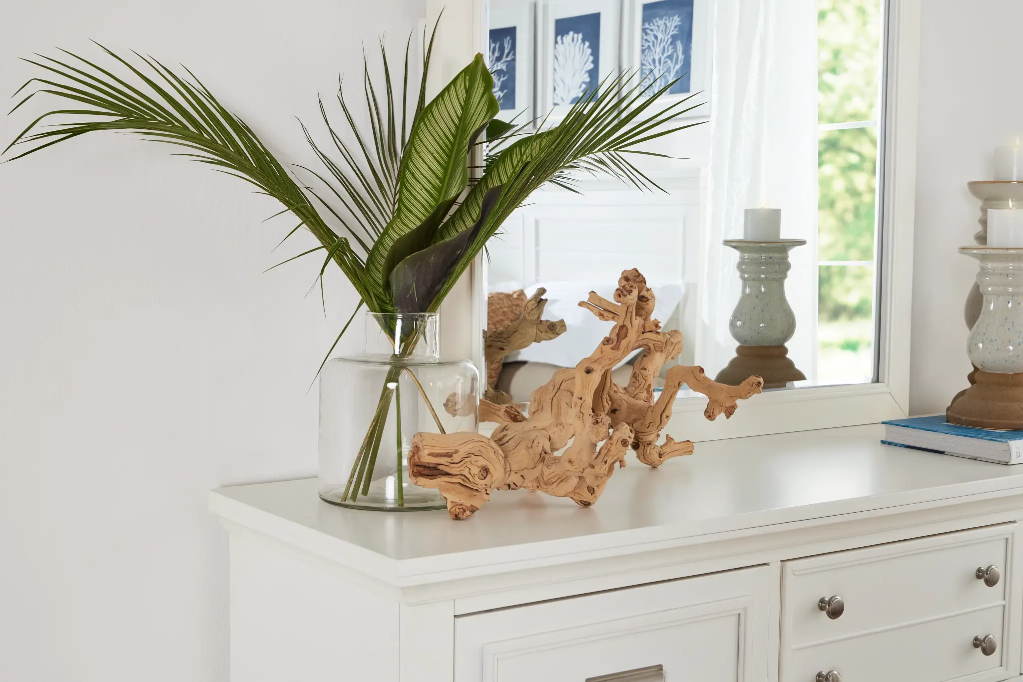 Skokie Clear Medium Vase Skokie Clear Medium Vase