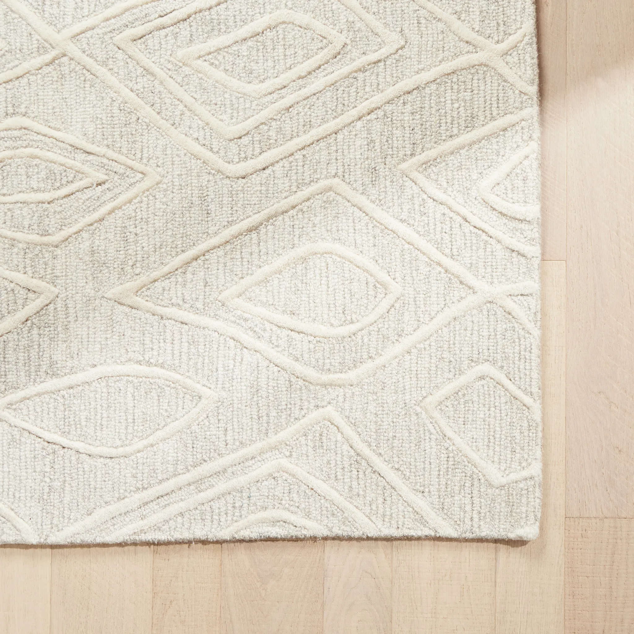 Biali Ivory 5x8 Area Rug